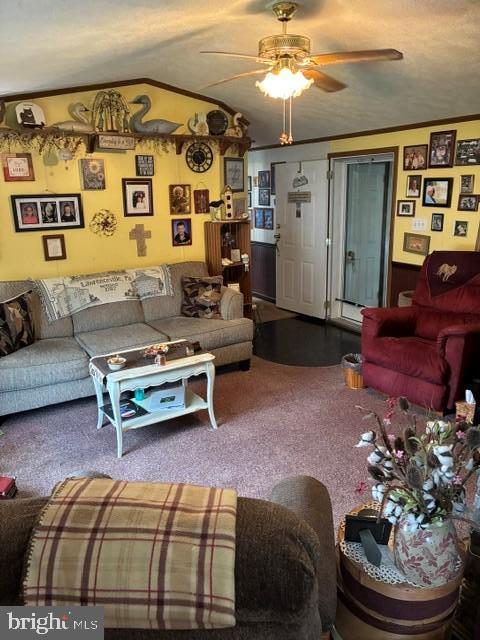 COUNTRY ACRES GOLD - Residential