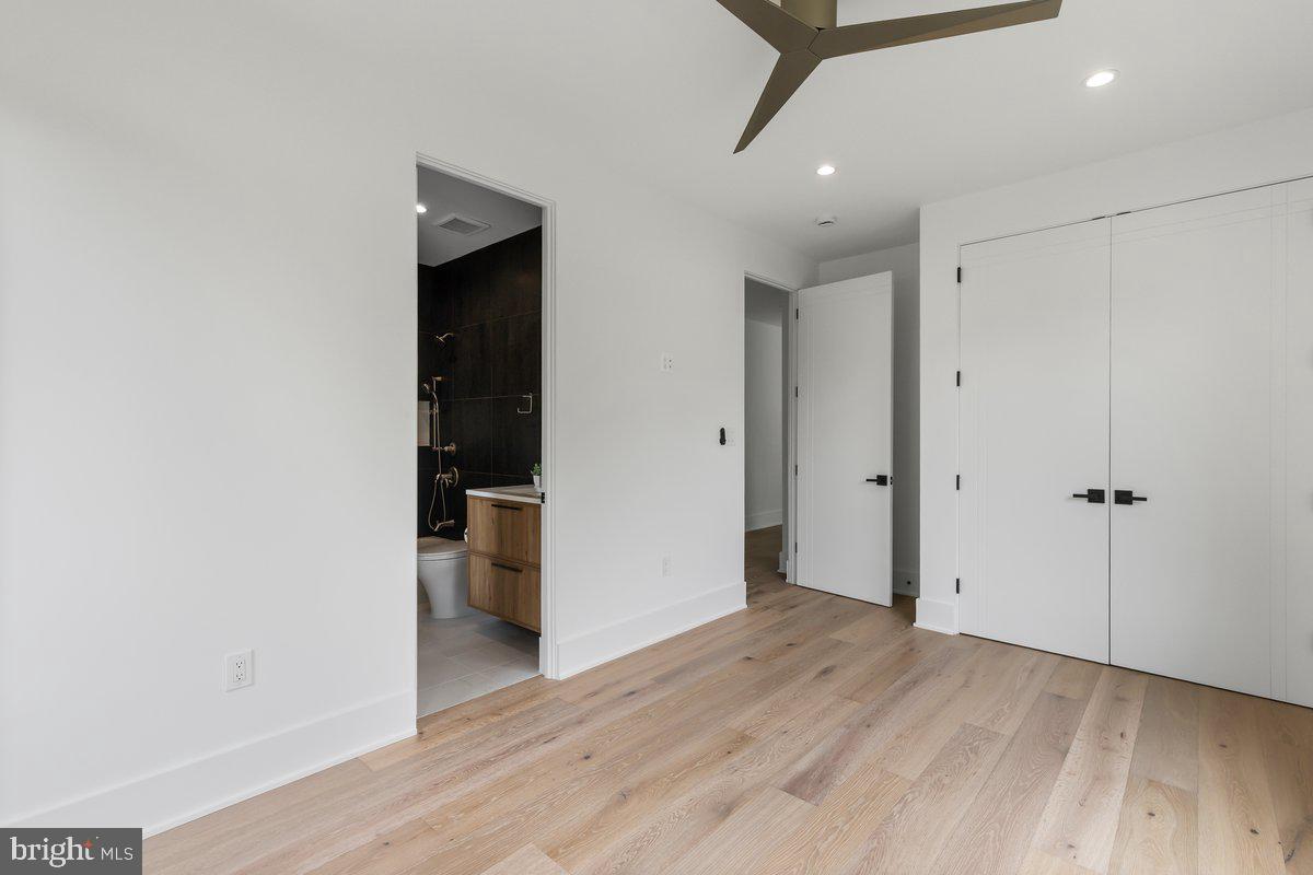 MARSHALL WOODS - Residential