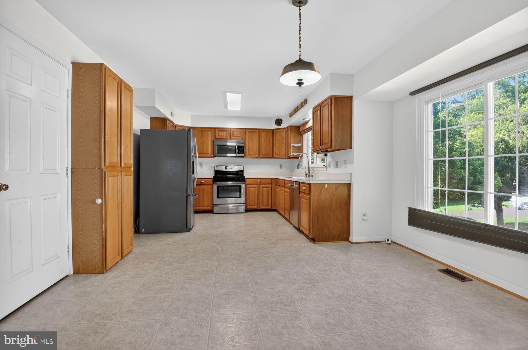 LIFESTYLE AT SULLY STATION - Residential