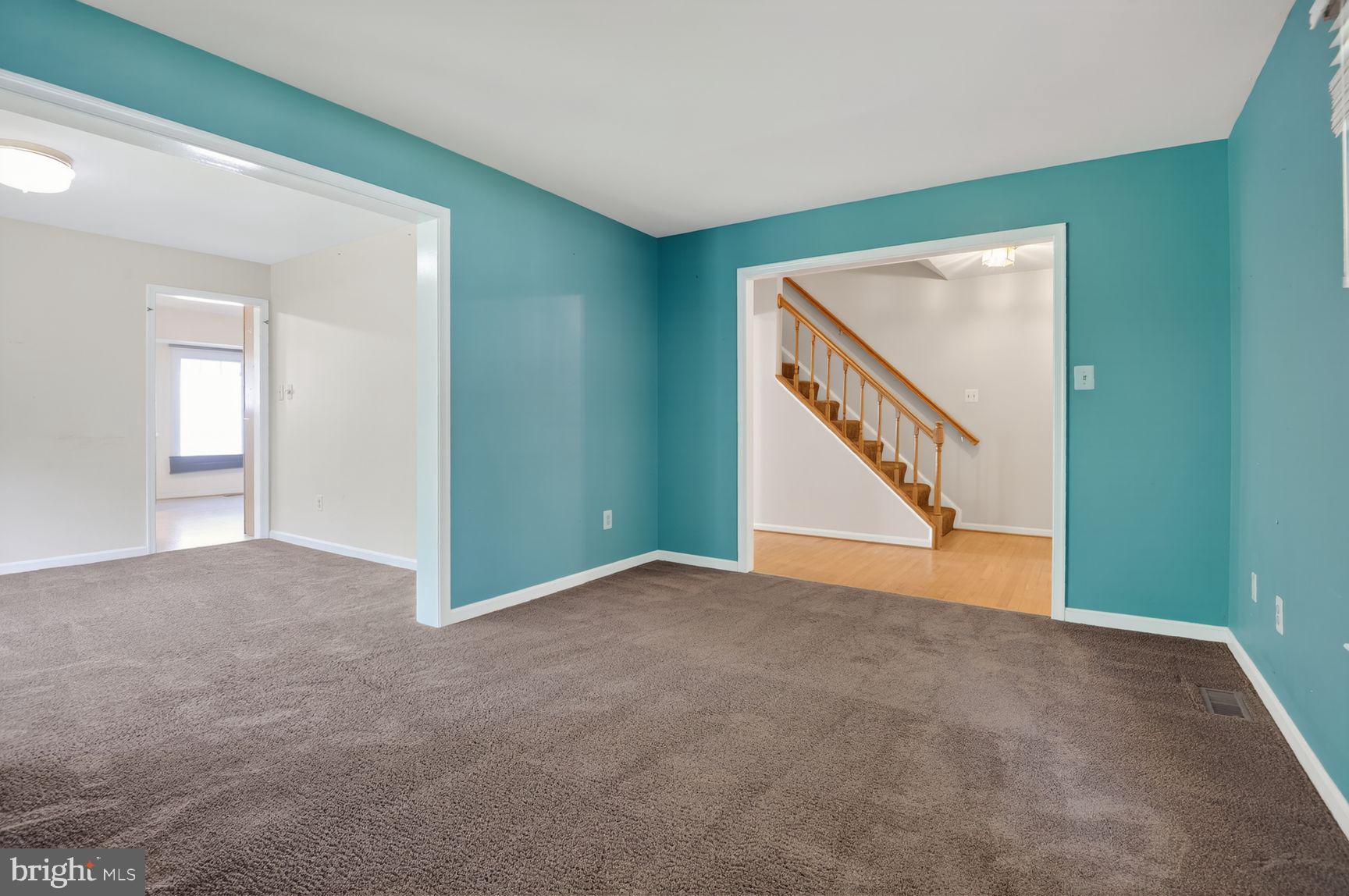 LIFESTYLE AT SULLY STATION - Residential
