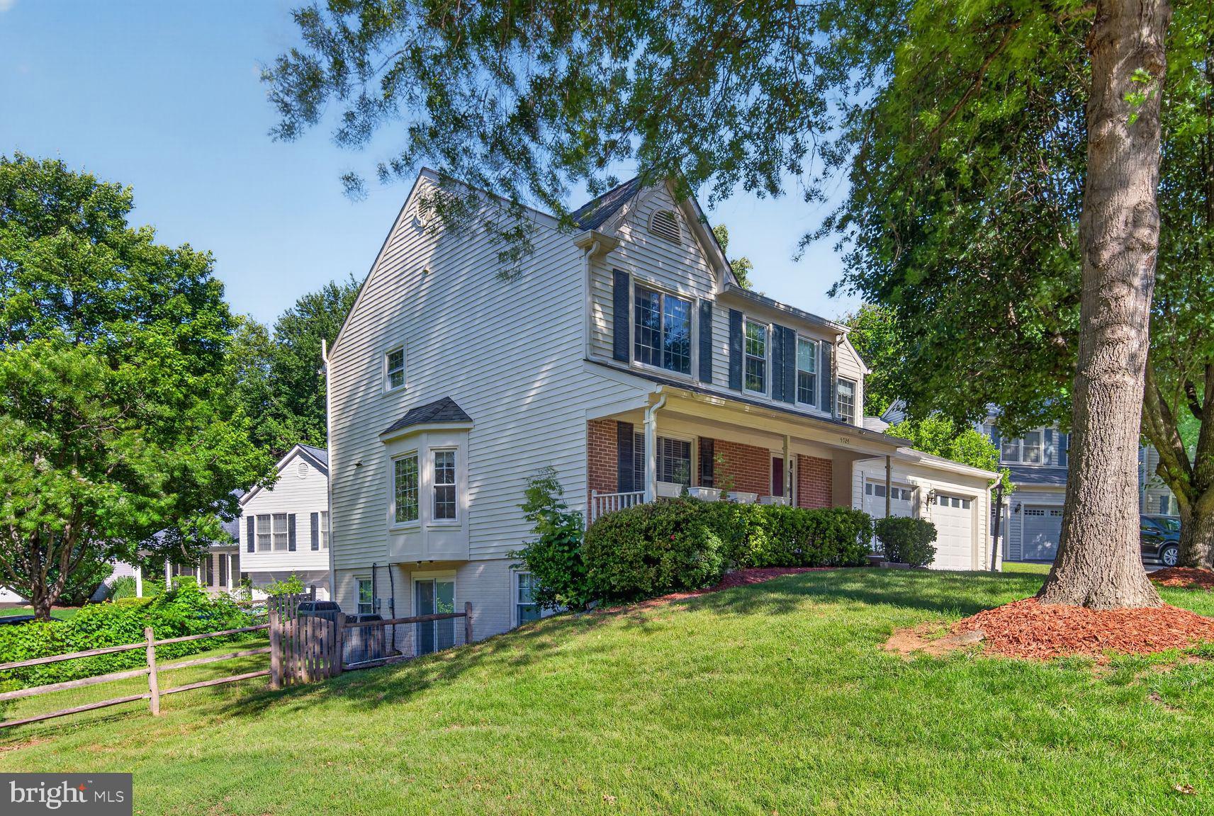 LIFESTYLE AT SULLY STATION - Residential