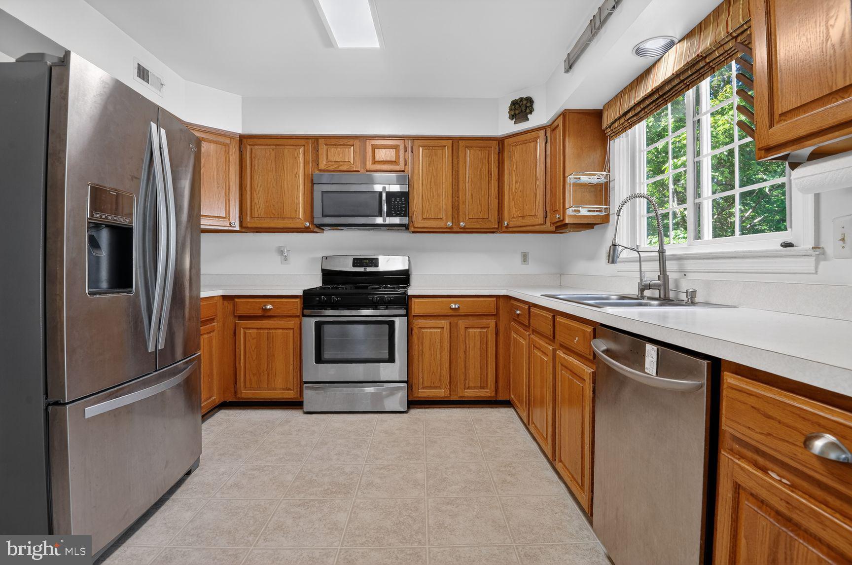 LIFESTYLE AT SULLY STATION - Residential