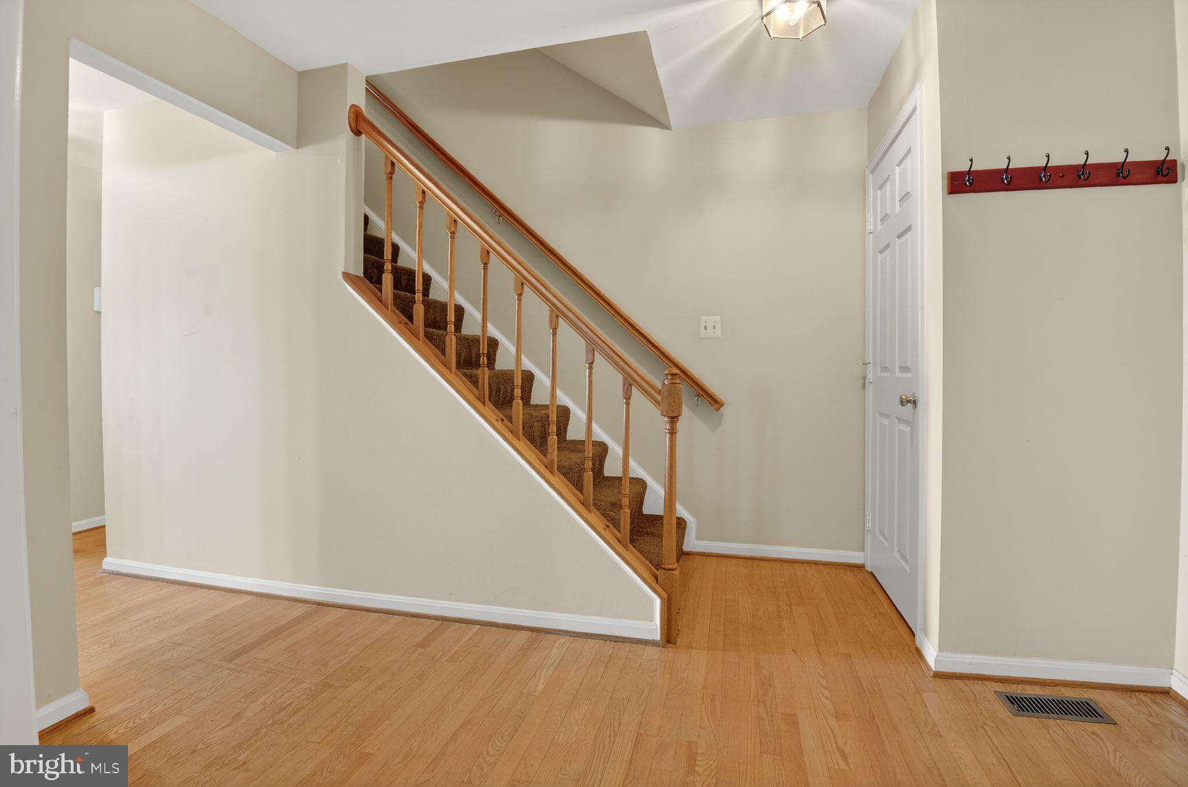 LIFESTYLE AT SULLY STATION - Residential
