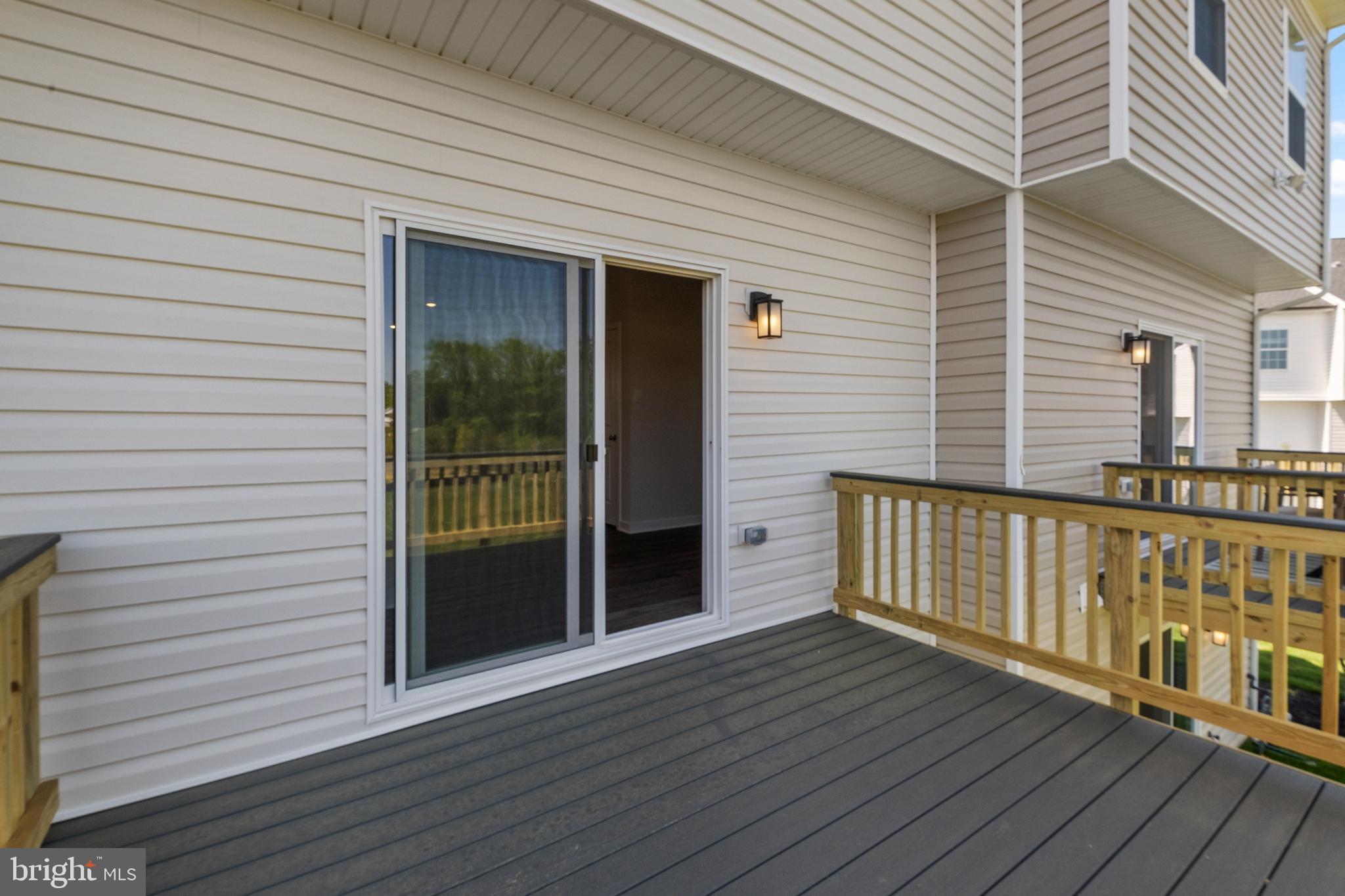 SPRING HILLS - Residential