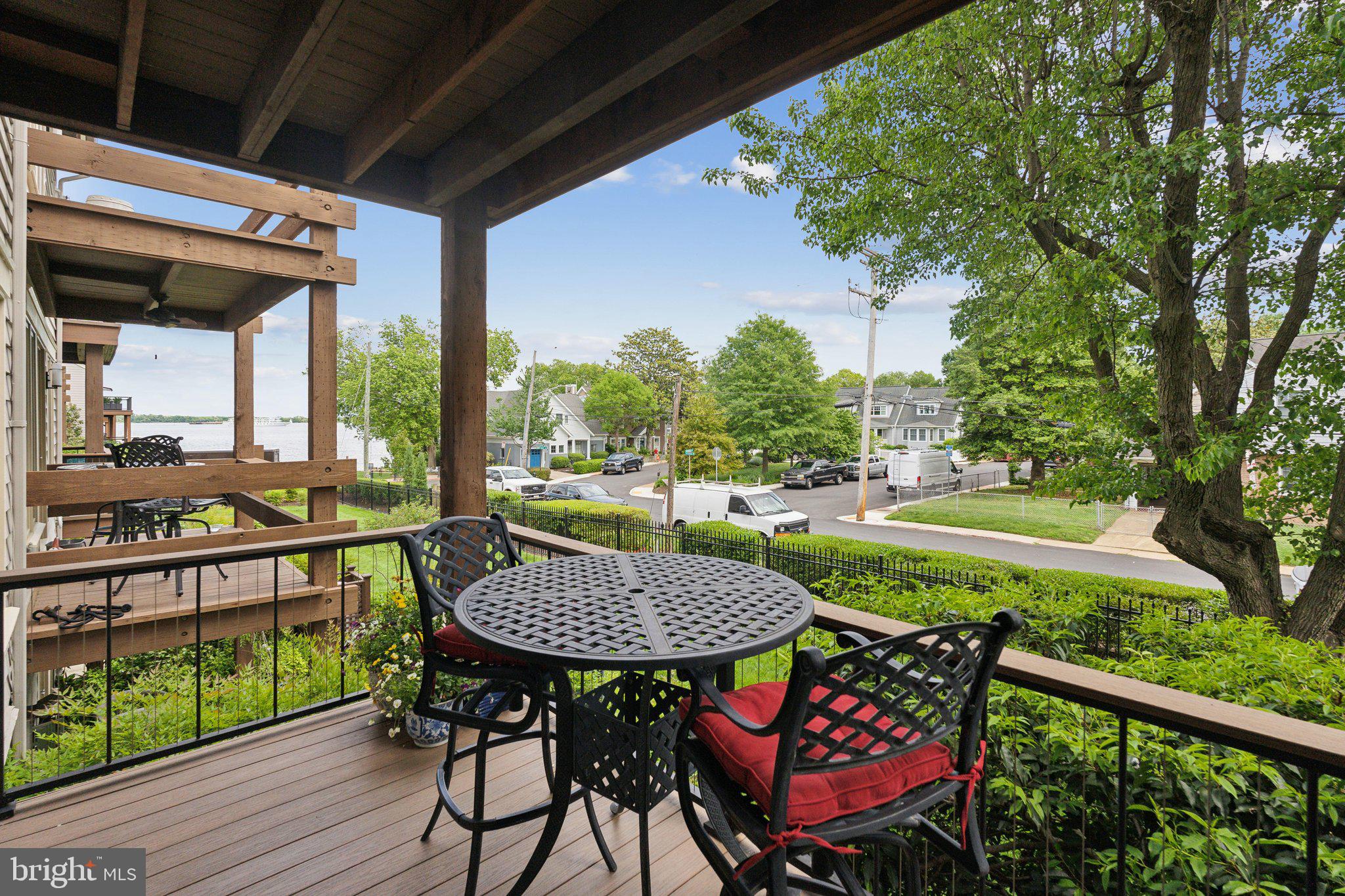 CHESAPEAKE LANDING - Residential