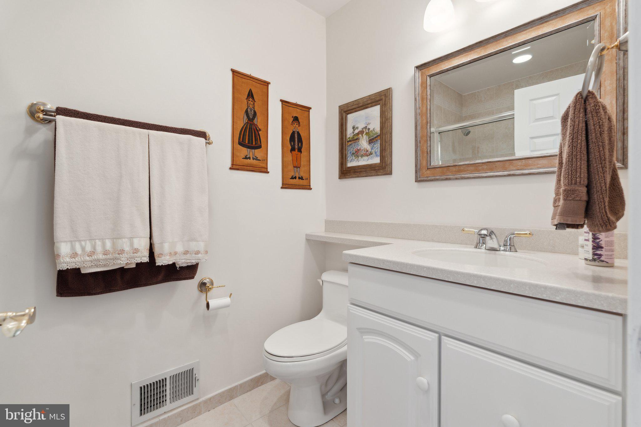 CHESAPEAKE LANDING - Residential