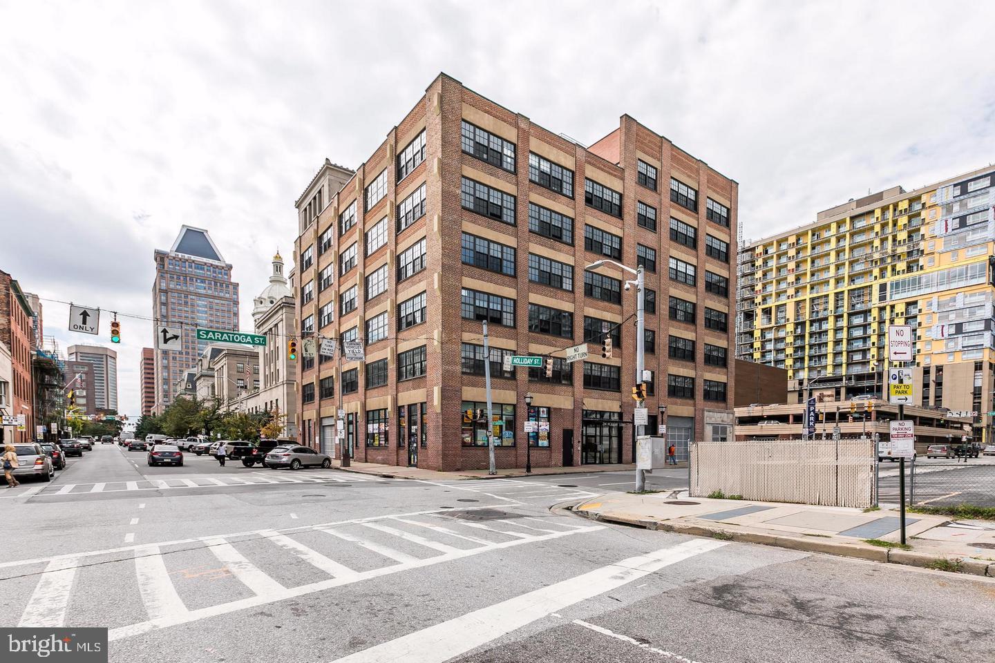 BRECO CONDOMINIUMS - Residential