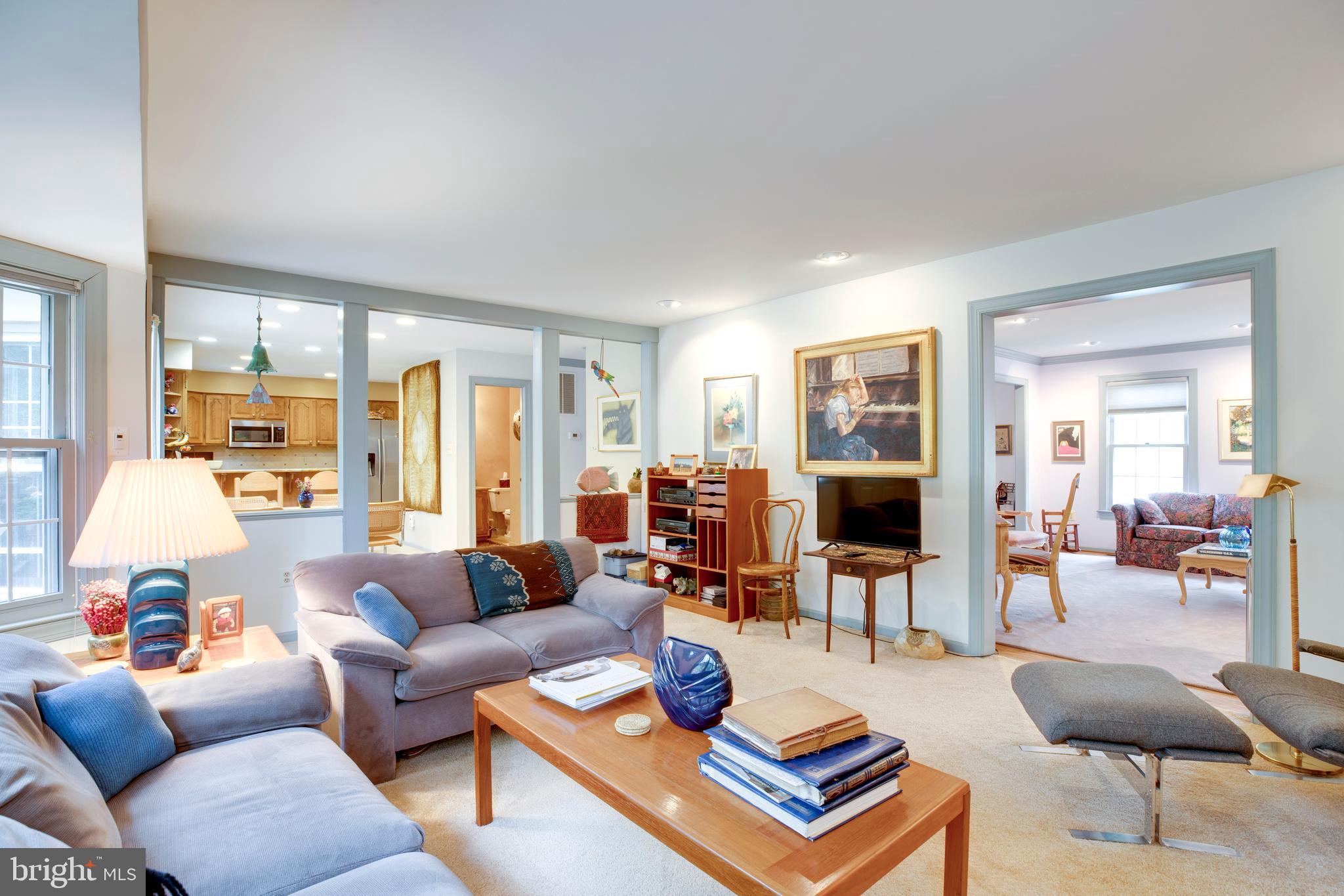 LINDSAY PARK - Residential