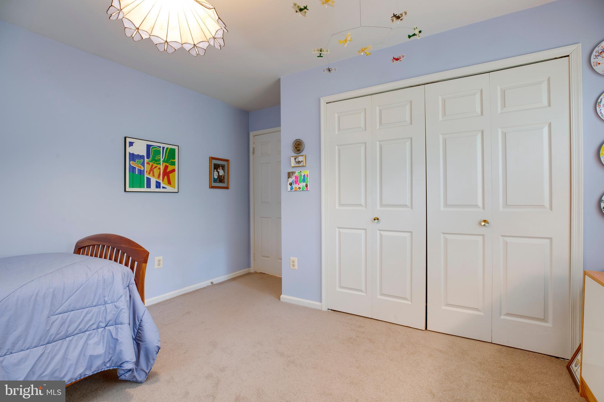 LINDSAY PARK - Residential