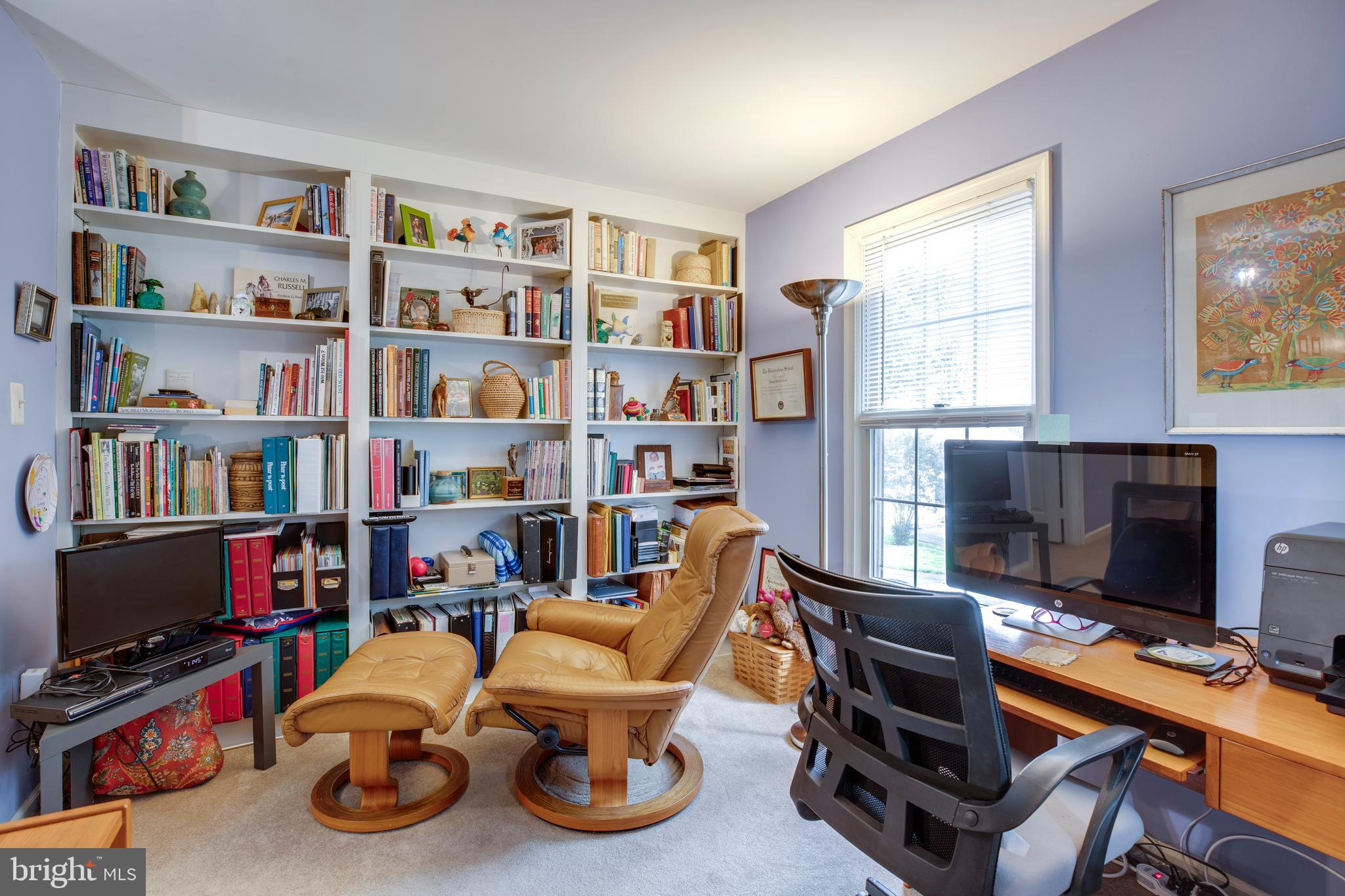 LINDSAY PARK - Residential