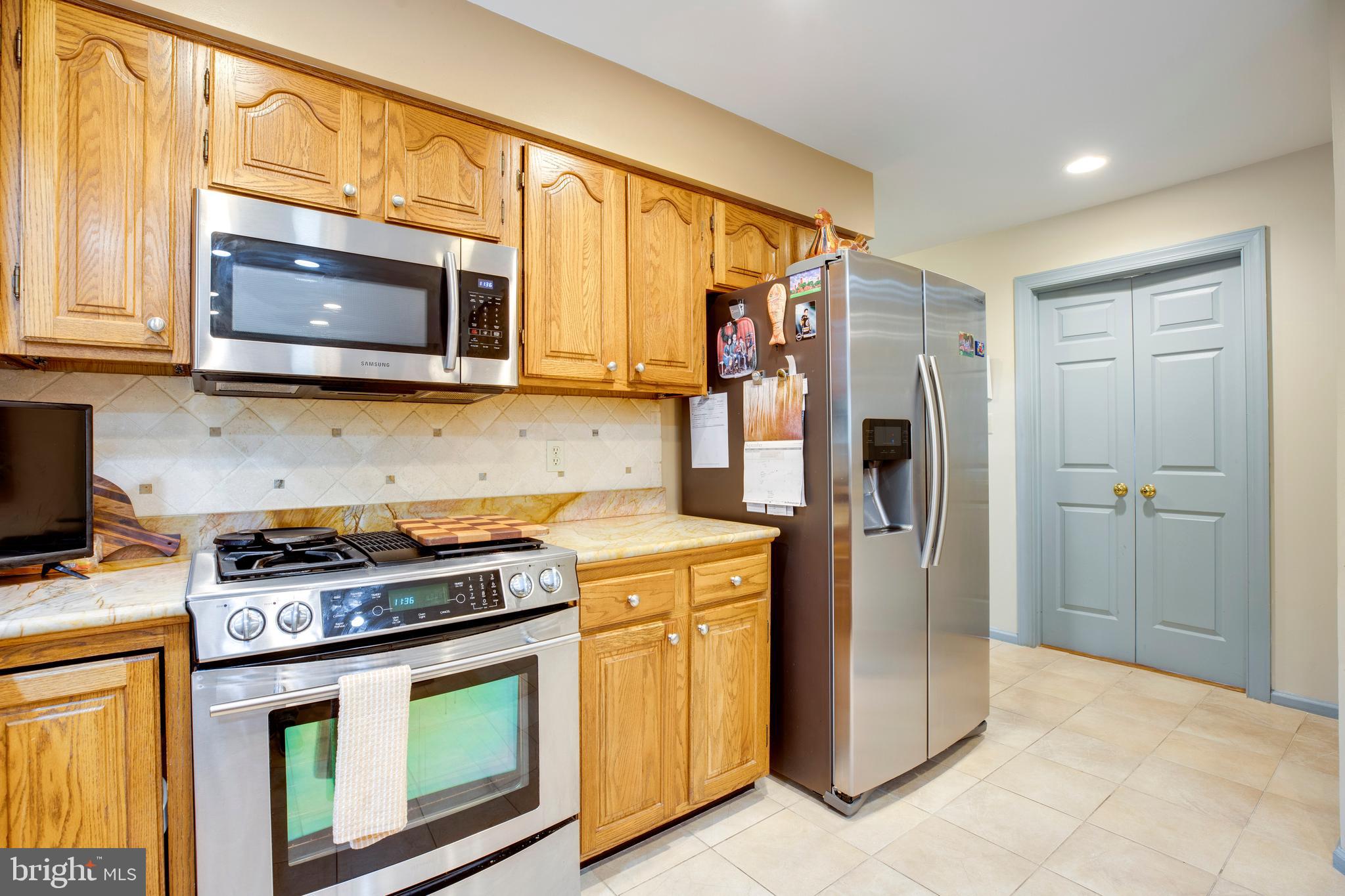 LINDSAY PARK - Residential