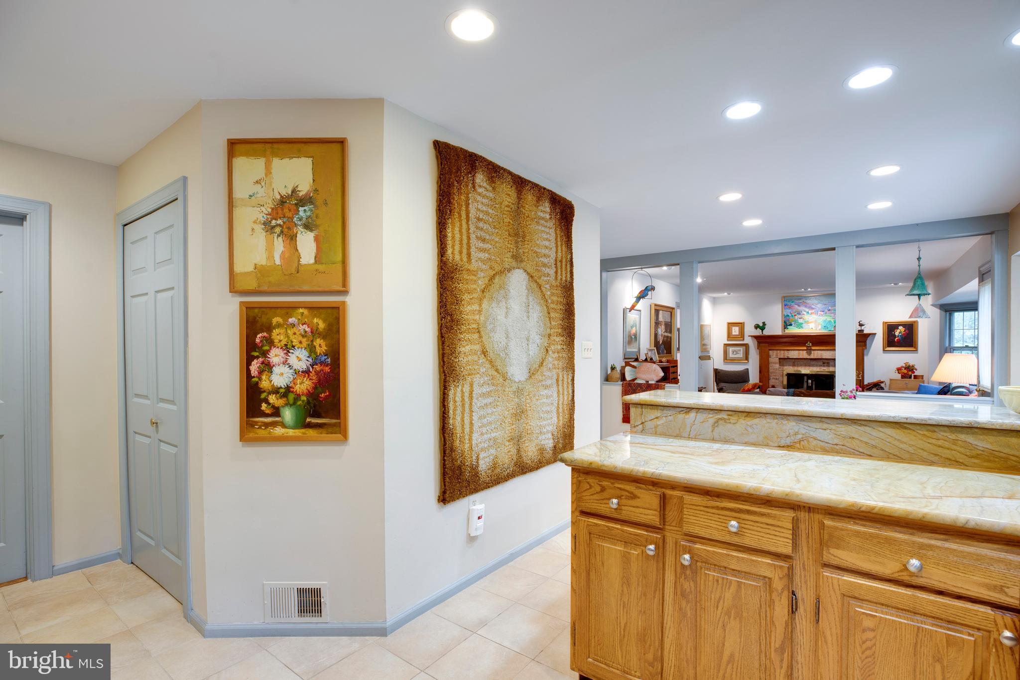 LINDSAY PARK - Residential