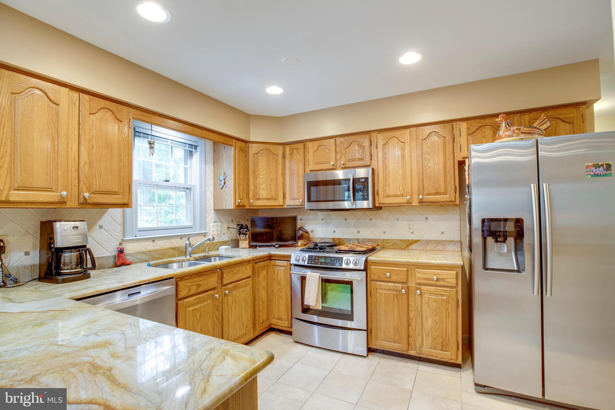 LINDSAY PARK - Residential