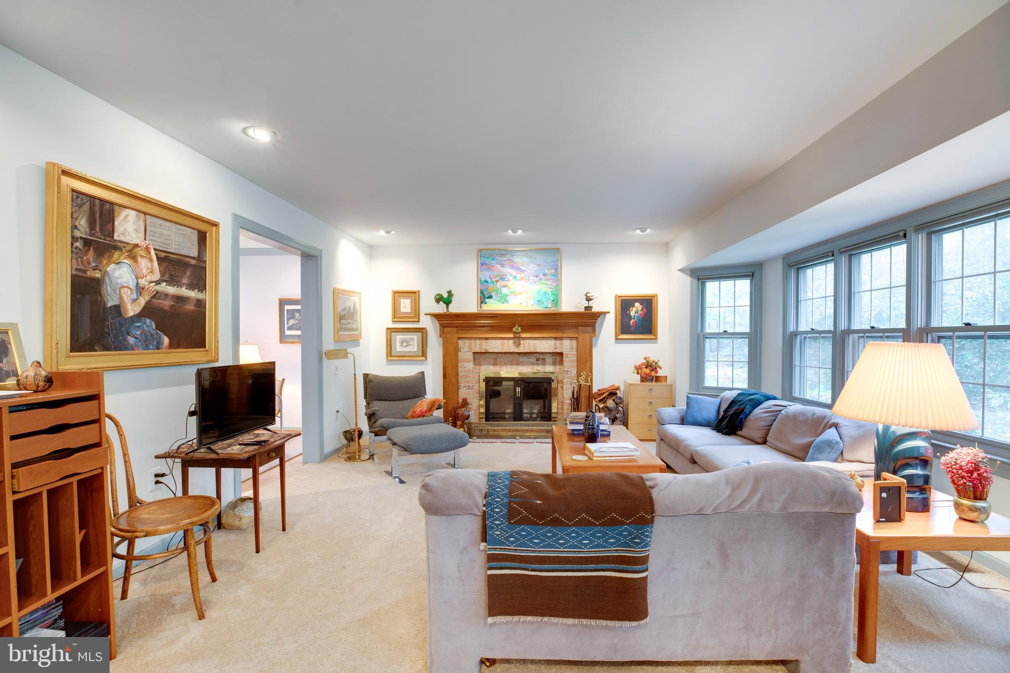 LINDSAY PARK - Residential