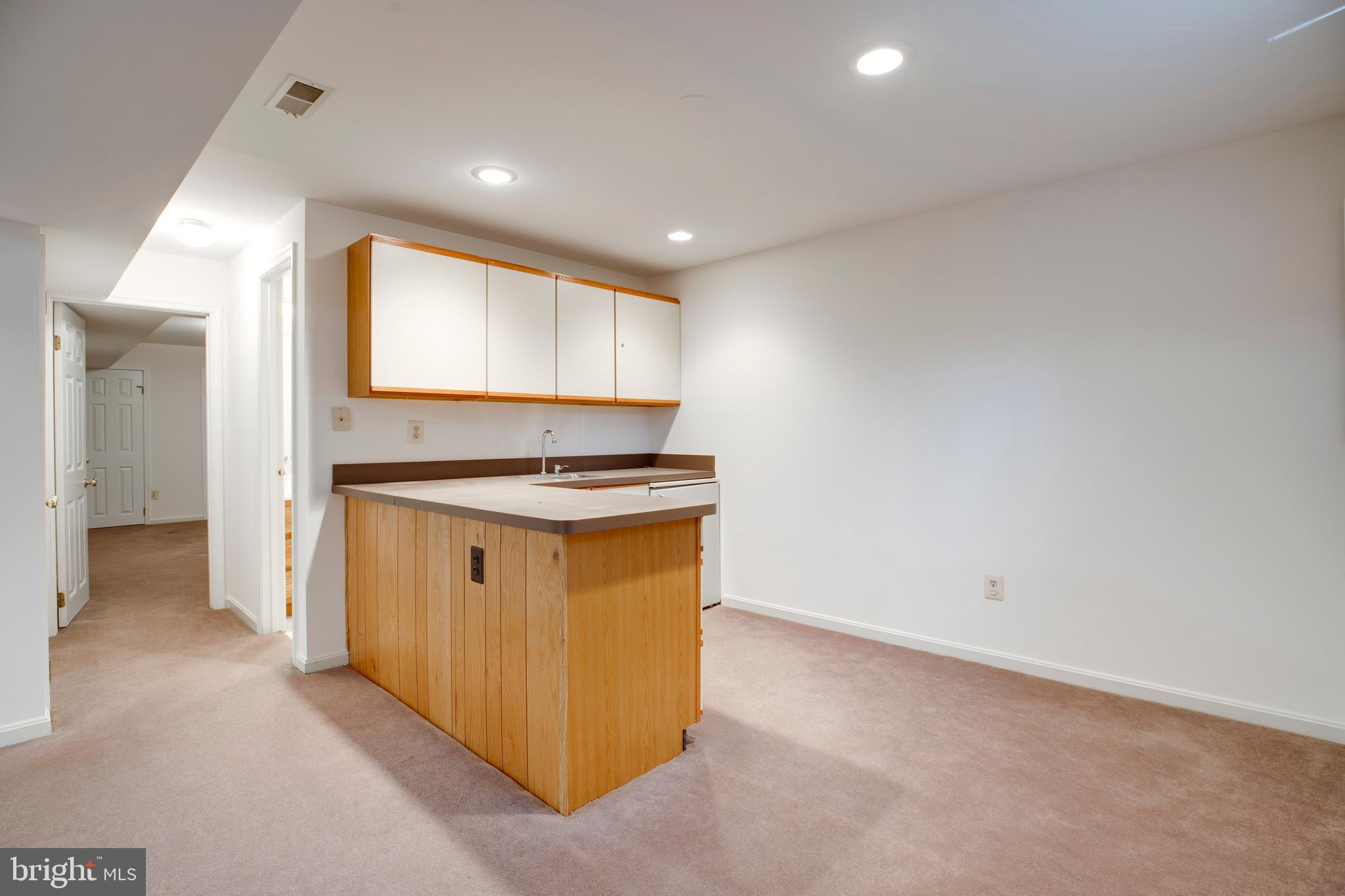 LINDSAY PARK - Residential