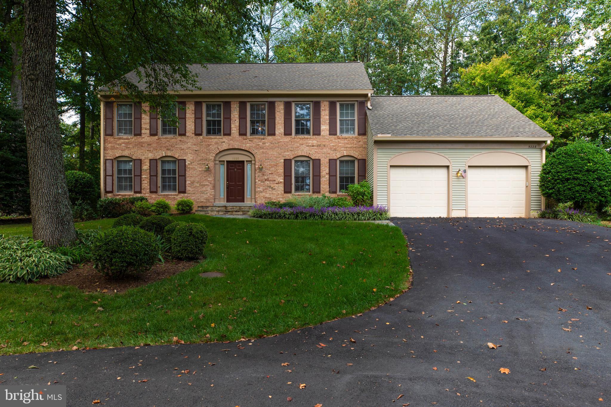 LINDSAY PARK - Residential