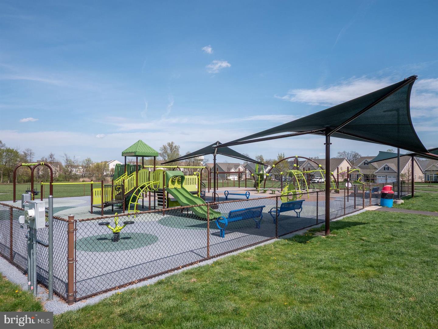 MONTGOMERY POINTE - Residential