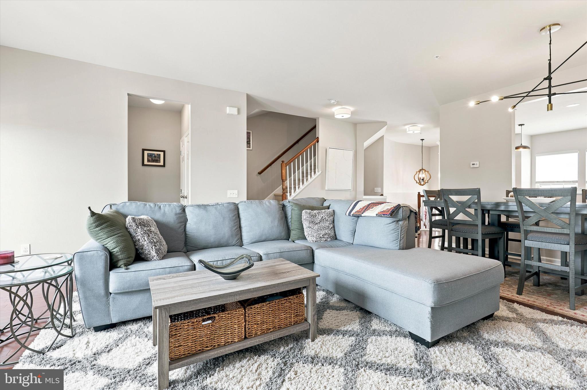 MONTGOMERY POINTE - Residential