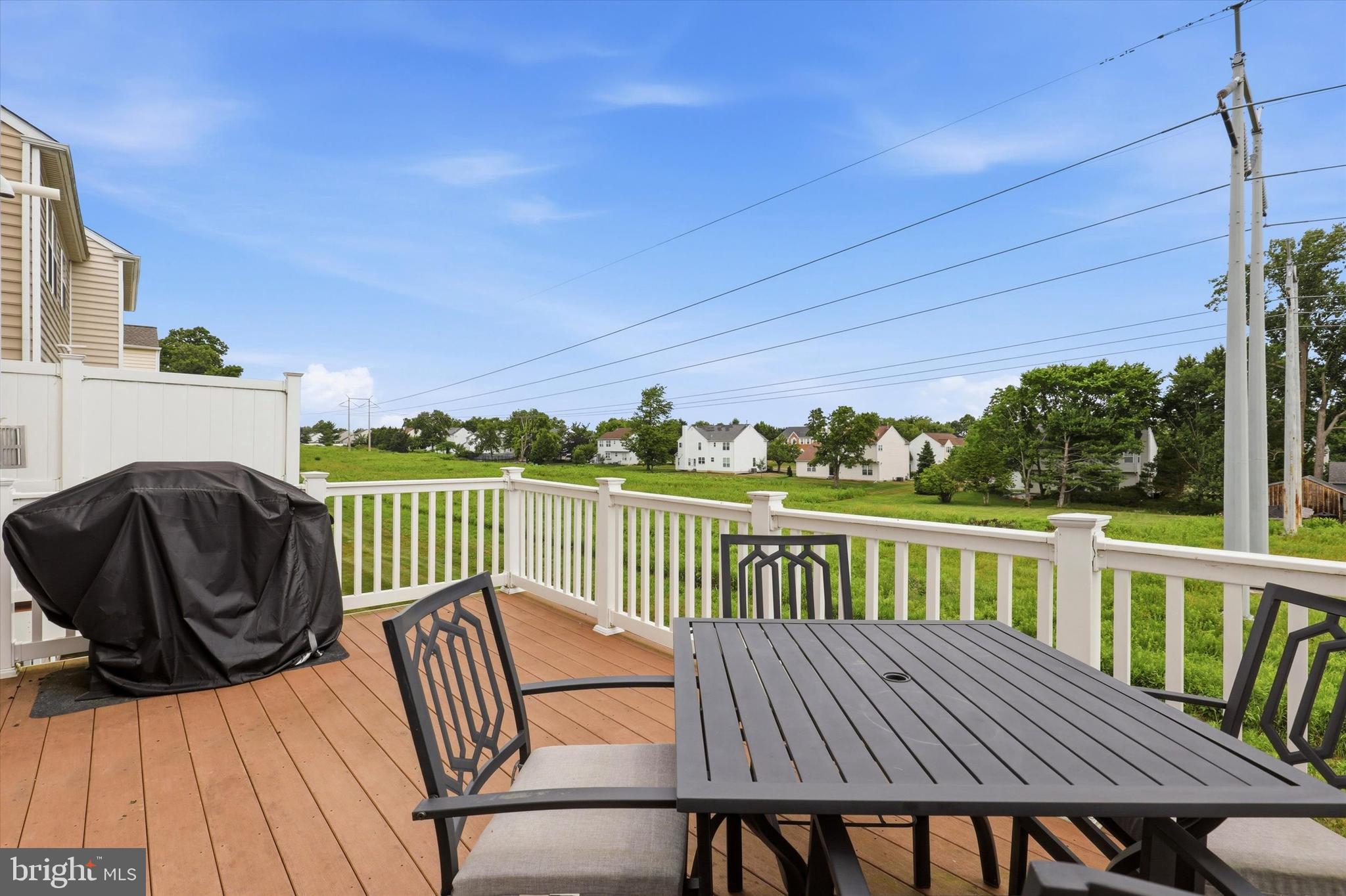 MONTGOMERY POINTE - Residential