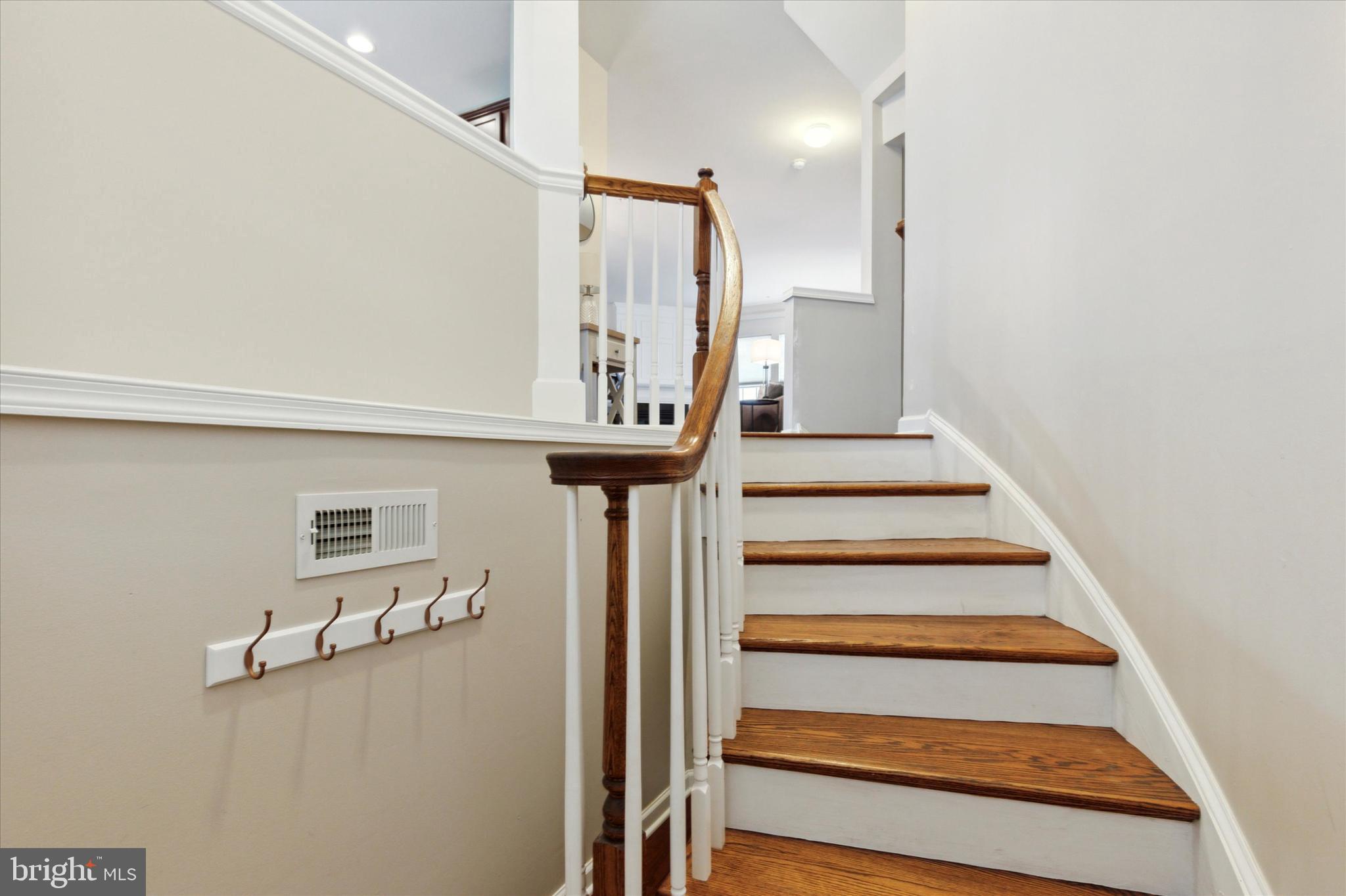 MONTGOMERY POINTE - Residential