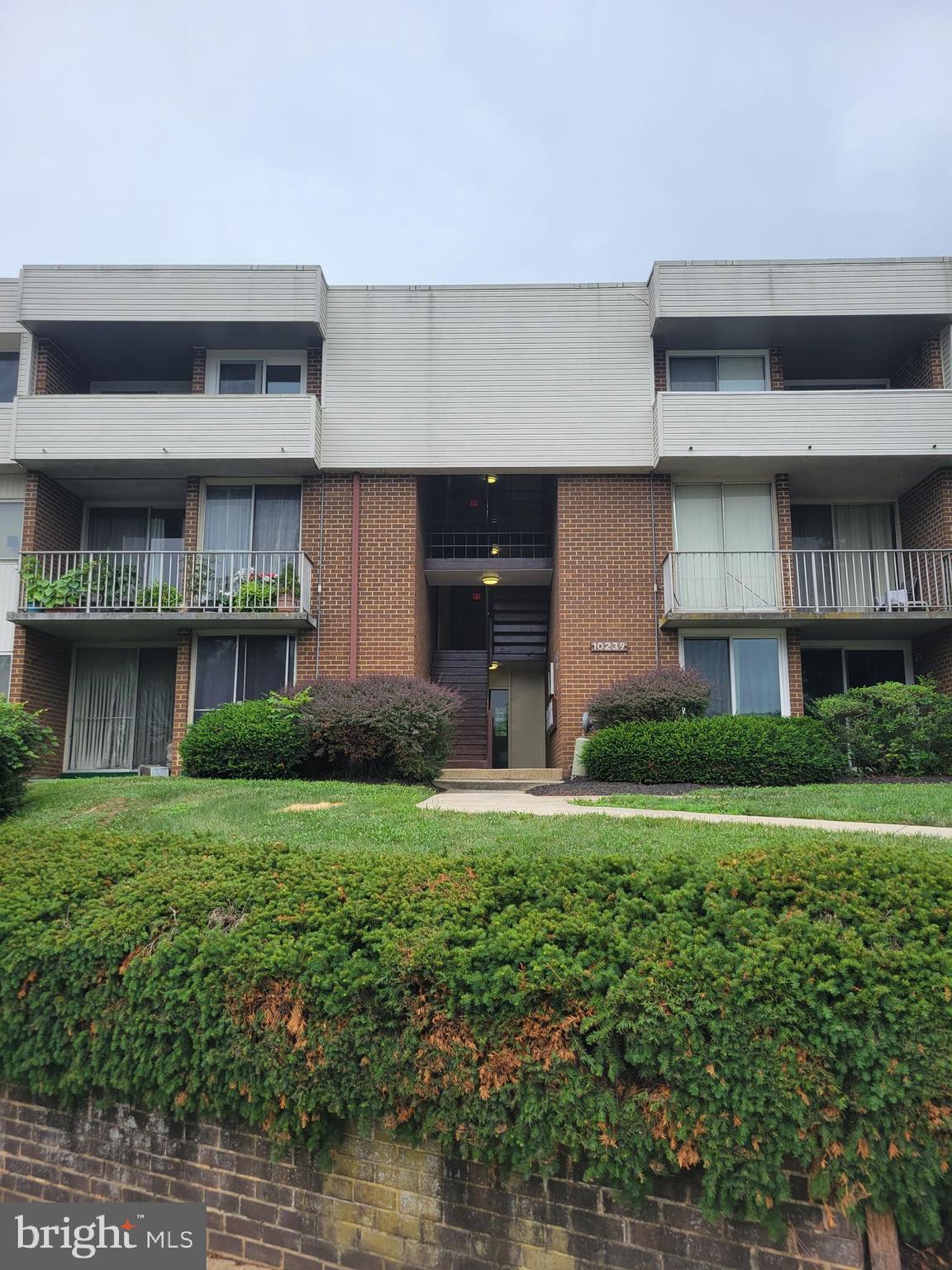 Welcome home to this indescrible gem of modern luxury living at its absolute finest.  Located in the heart of the Pines Condominium Community, this spacious 1-bedroom, 1 full bathroom condominium is what you have been awaiting.  Upon entering, you will be greeted by the units open layout, kitchen, natural lighting and beautiful natural hardwood flooring.   The unit also possesses custom made cabinets, new appliances,  a large bathroom with a jacuzzi soaking tub, huge bedroom, energy efficient slide glass doors, and a patio.  Every aspect of this condo is sleek, meticulous, and will allow you to create your vibe in your new home.  Ultra convenient, the condo is just five minutes from the Largo Metro Station, in addition to I-95, shopping,  restauraunts, an array of entertainment, and much more.   Do not miss out!!!!!  Seller Preferred Title Company - KTL Title.  Serious Inquiries only.