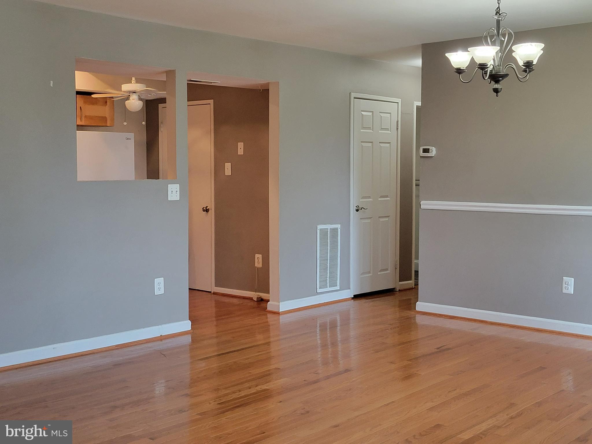 PINES CONDOMINIUM - Residential