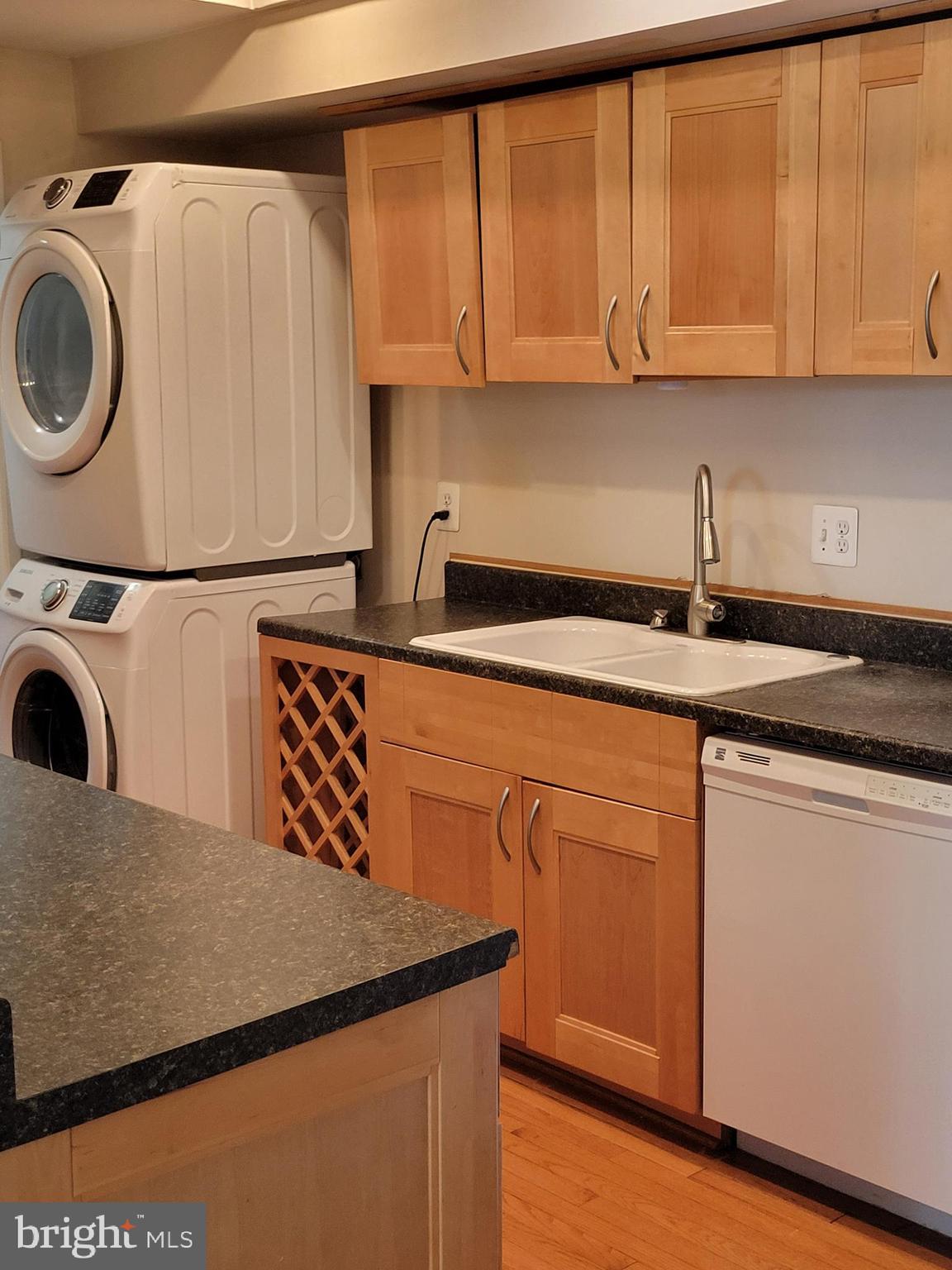 PINES CONDOMINIUM - Residential
