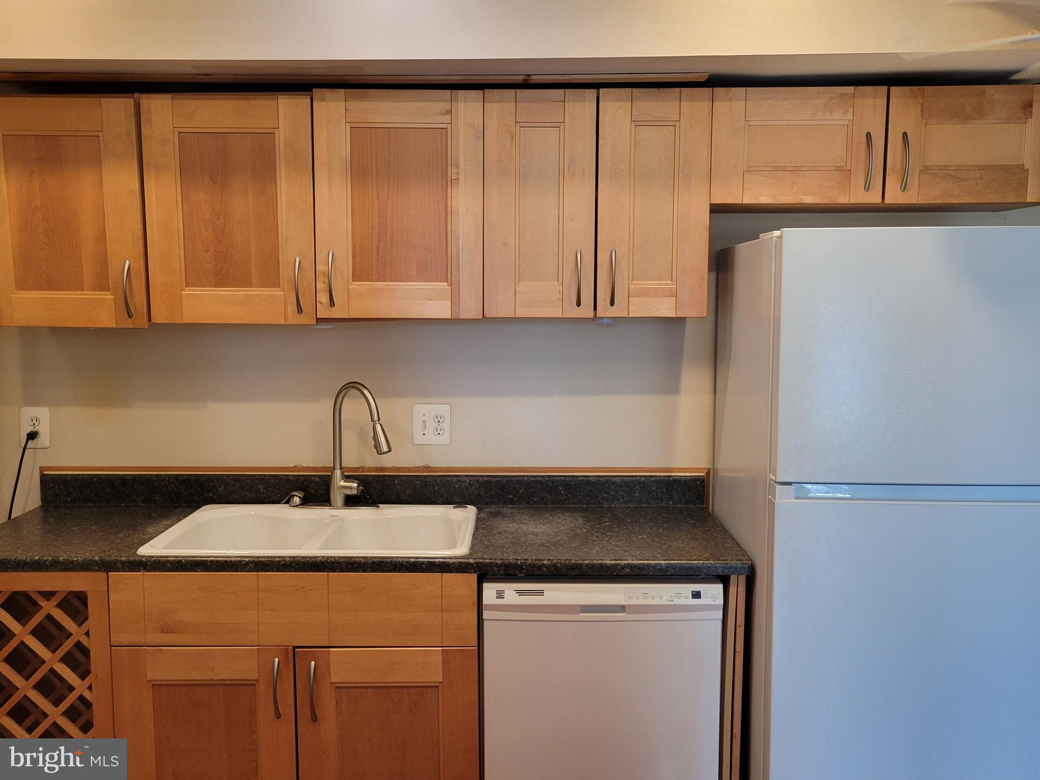 PINES CONDOMINIUM - Residential