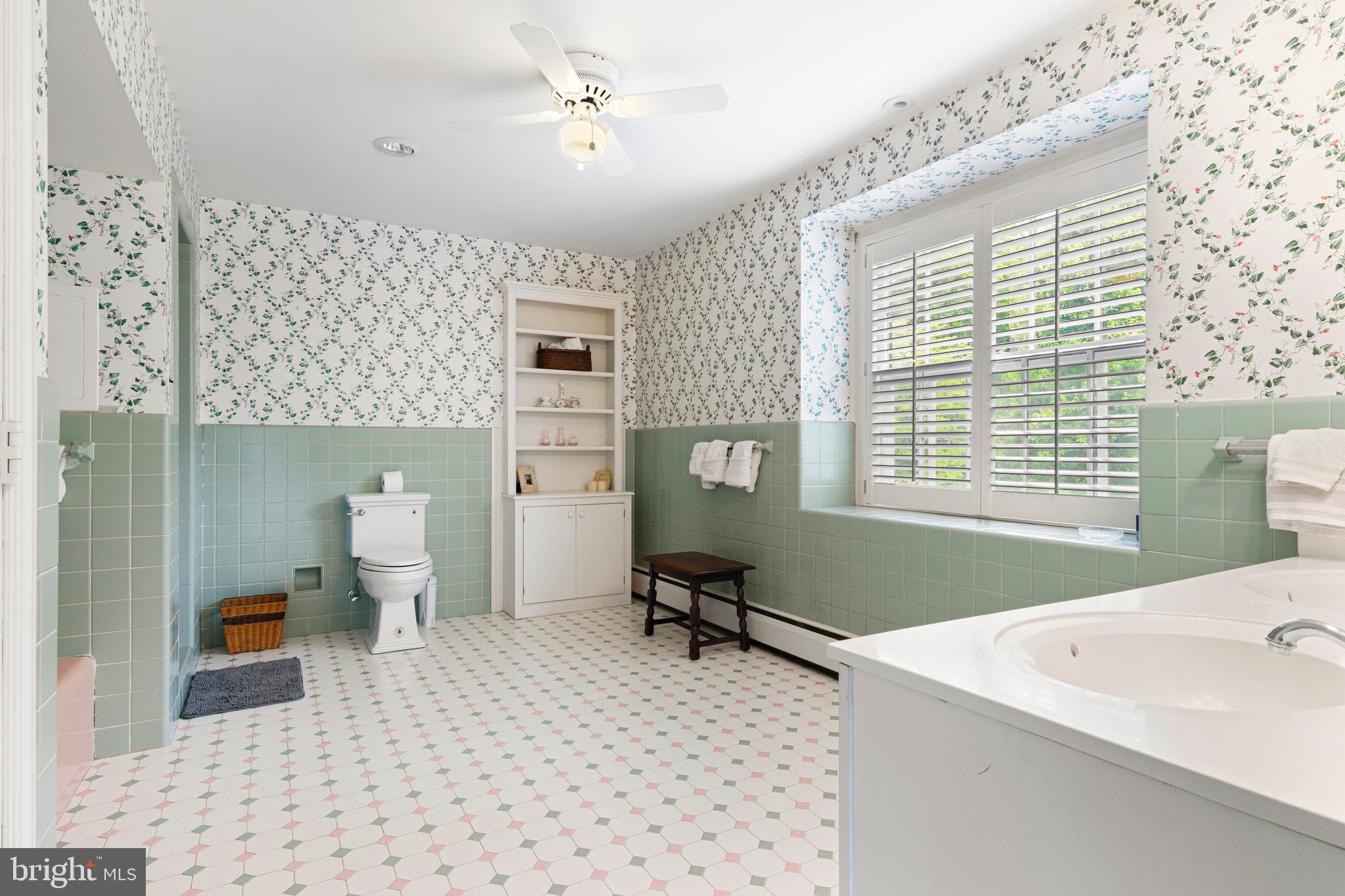 SOUTH WAYNE - Residential
