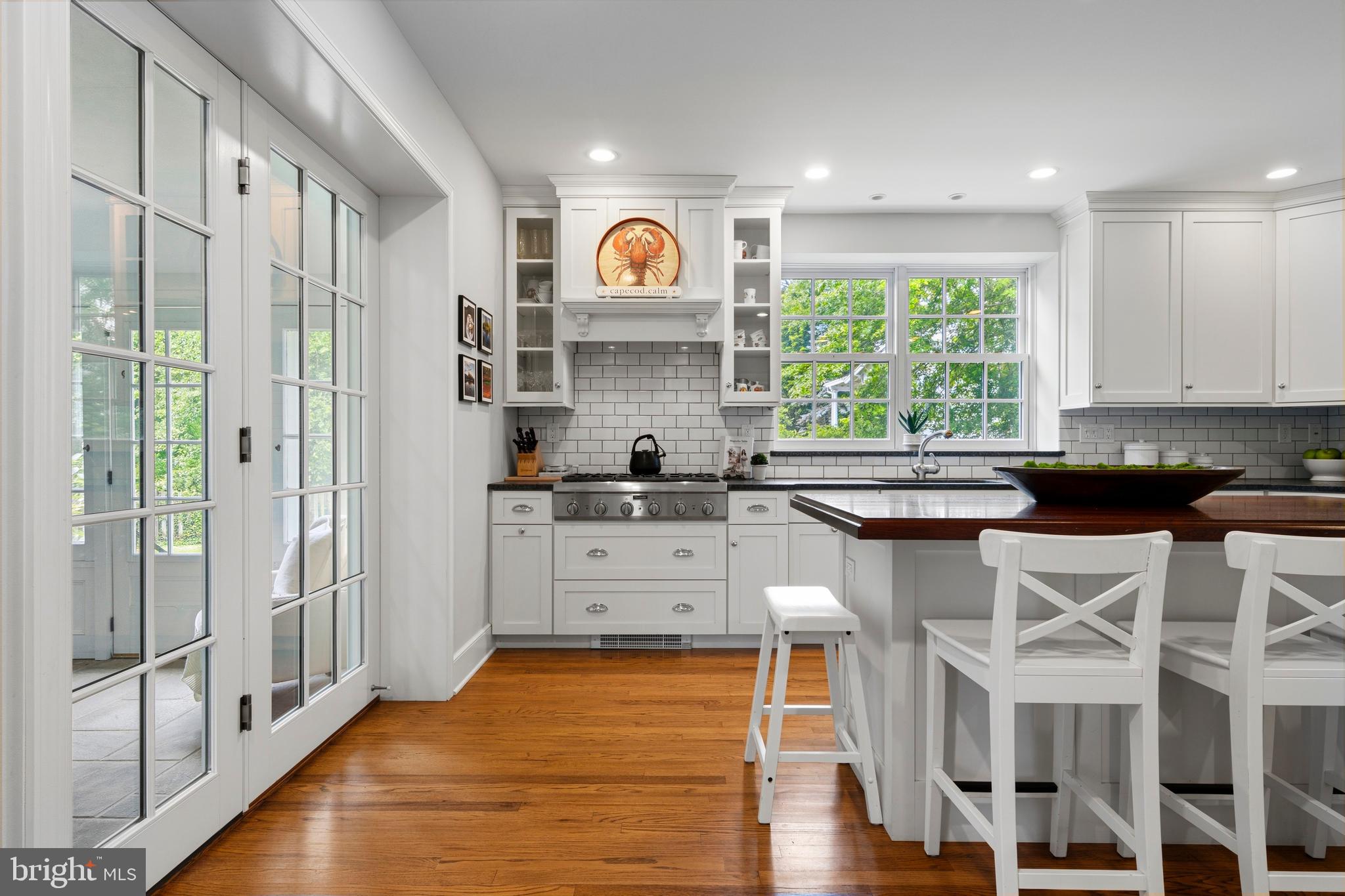 SOUTH WAYNE - Residential