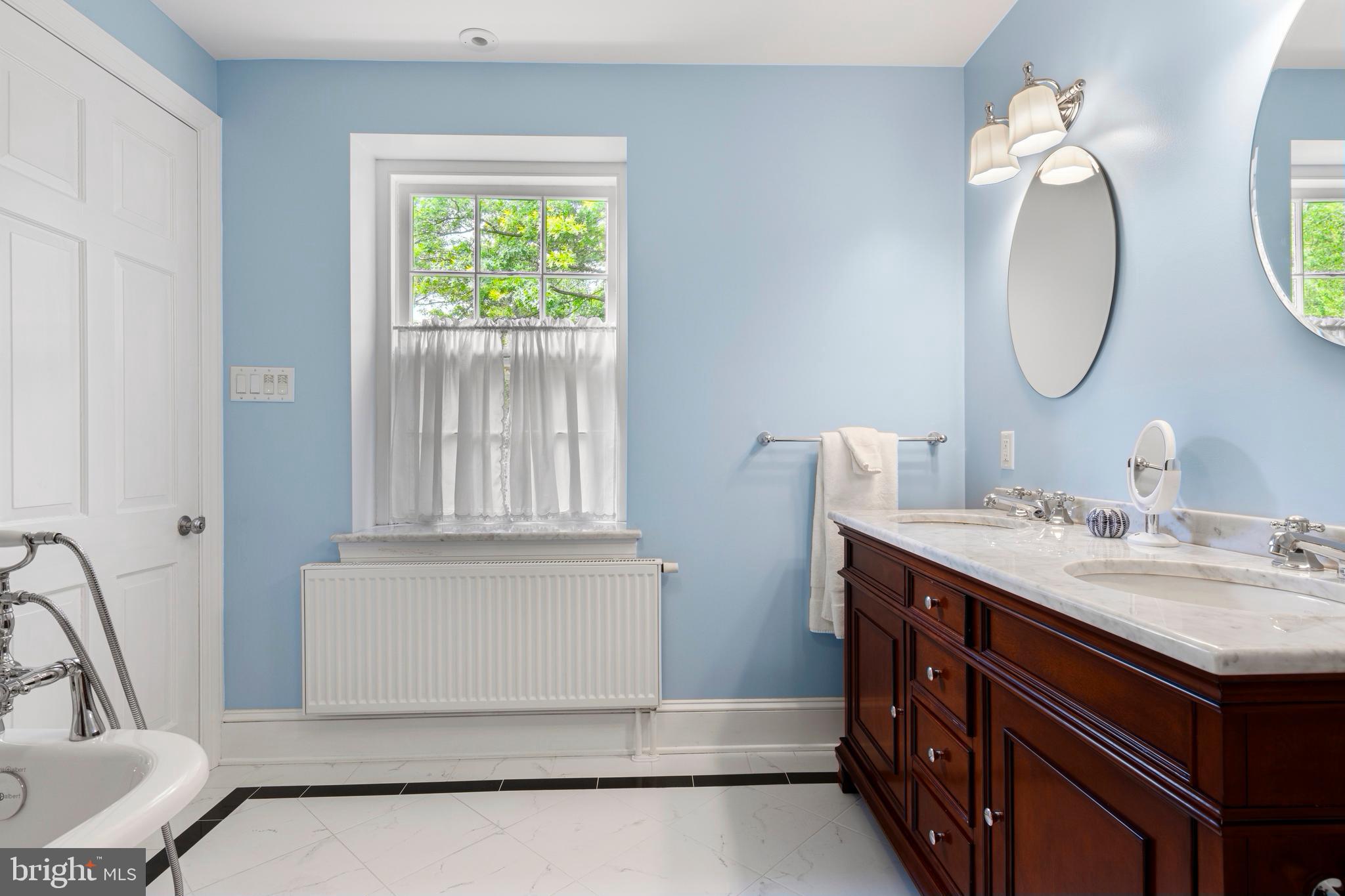 SOUTH WAYNE - Residential