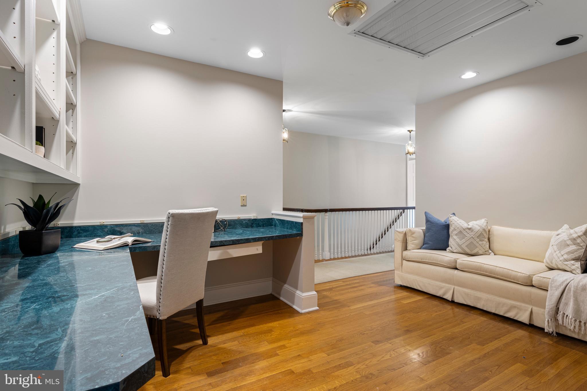 SOUTH WAYNE - Residential