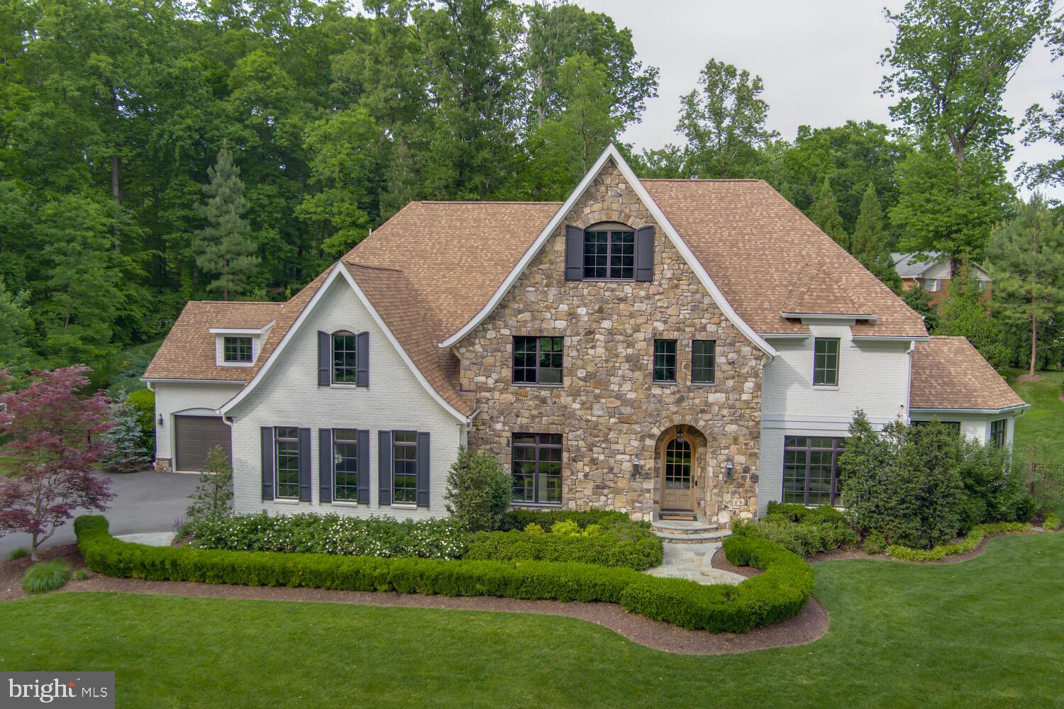 LANGLEY FOREST - Residential