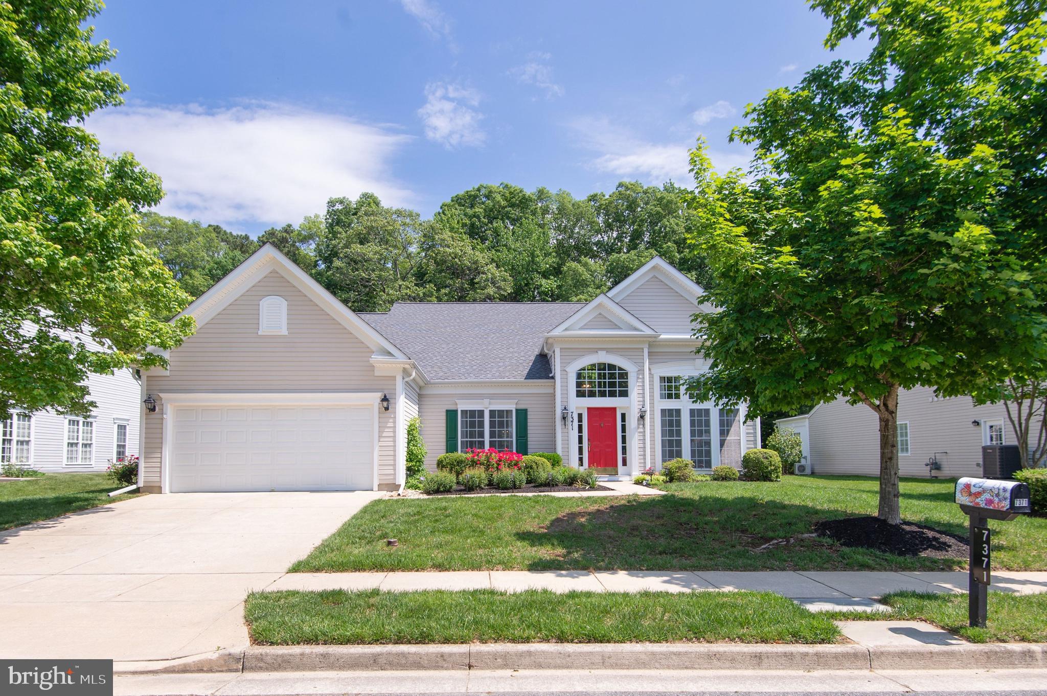 EASTON CLUB EAST - Residential
