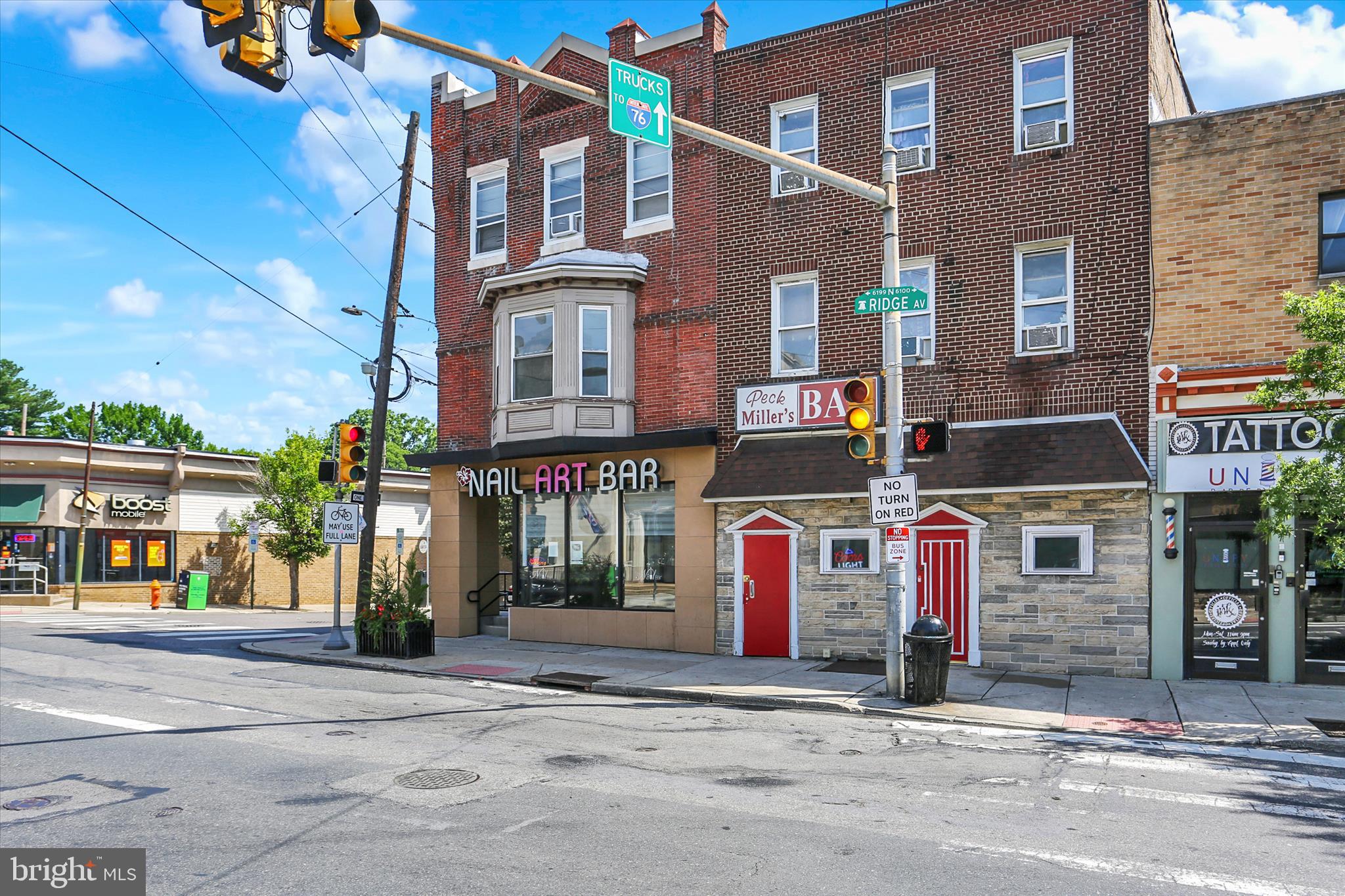 ROXBOROUGH - Commercial Sale