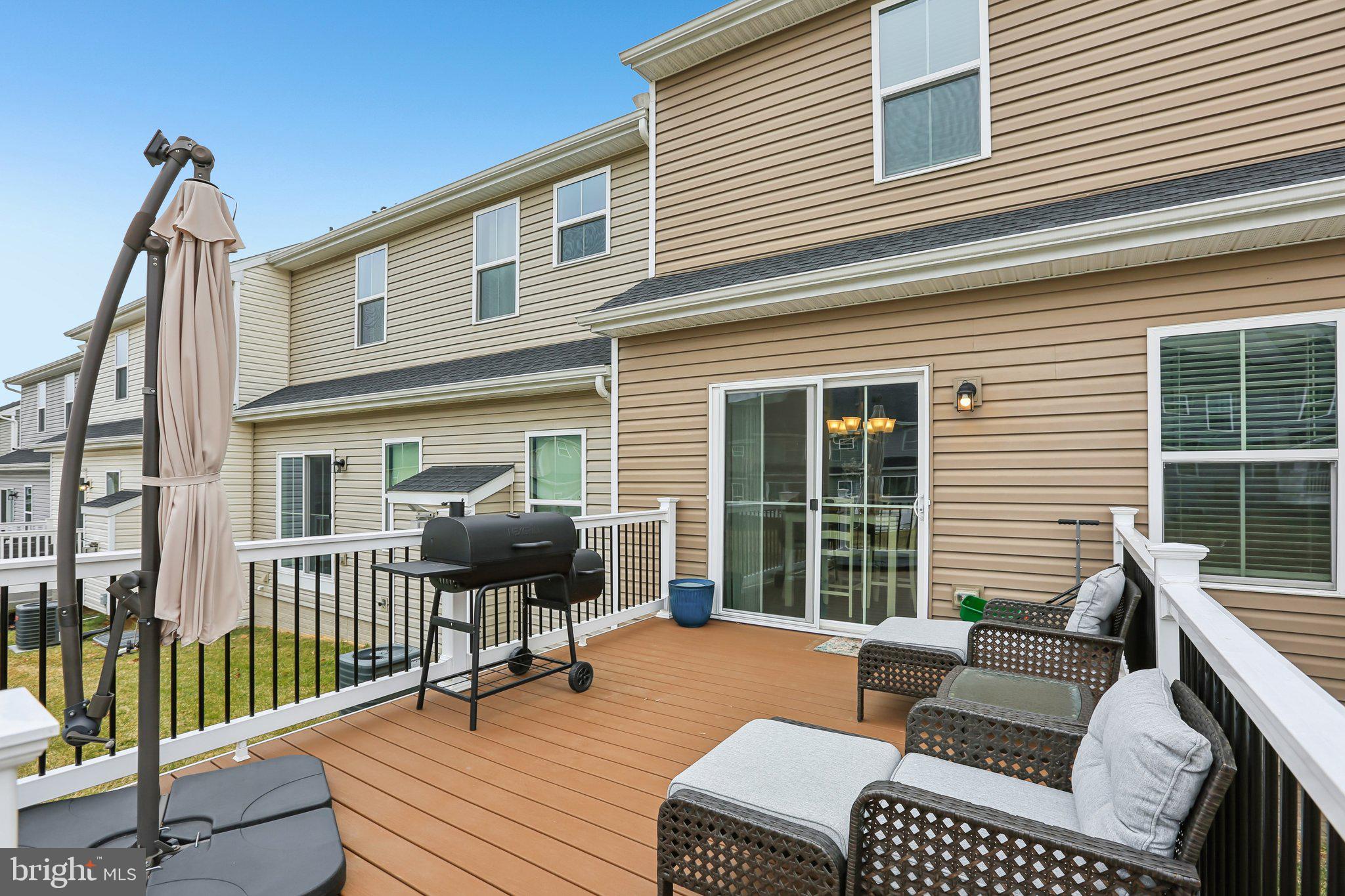 JAMES RUN TOWNHOMES - Residential