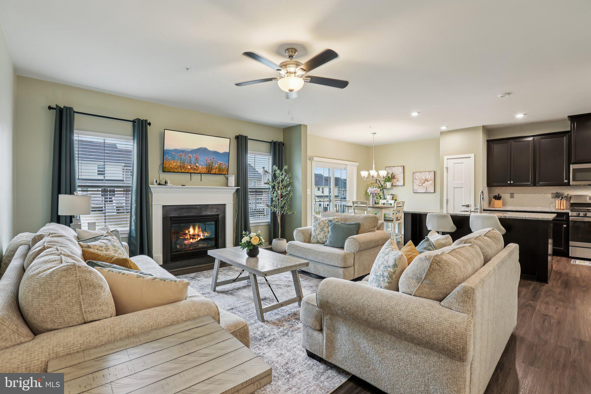 JAMES RUN TOWNHOMES - Residential