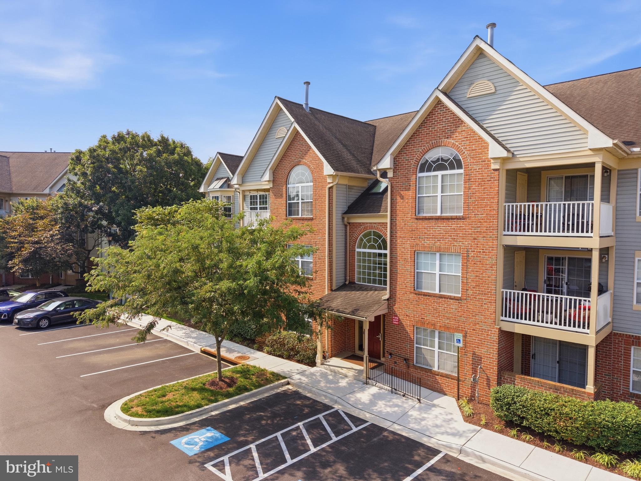 SPRING RIDGE - Residential