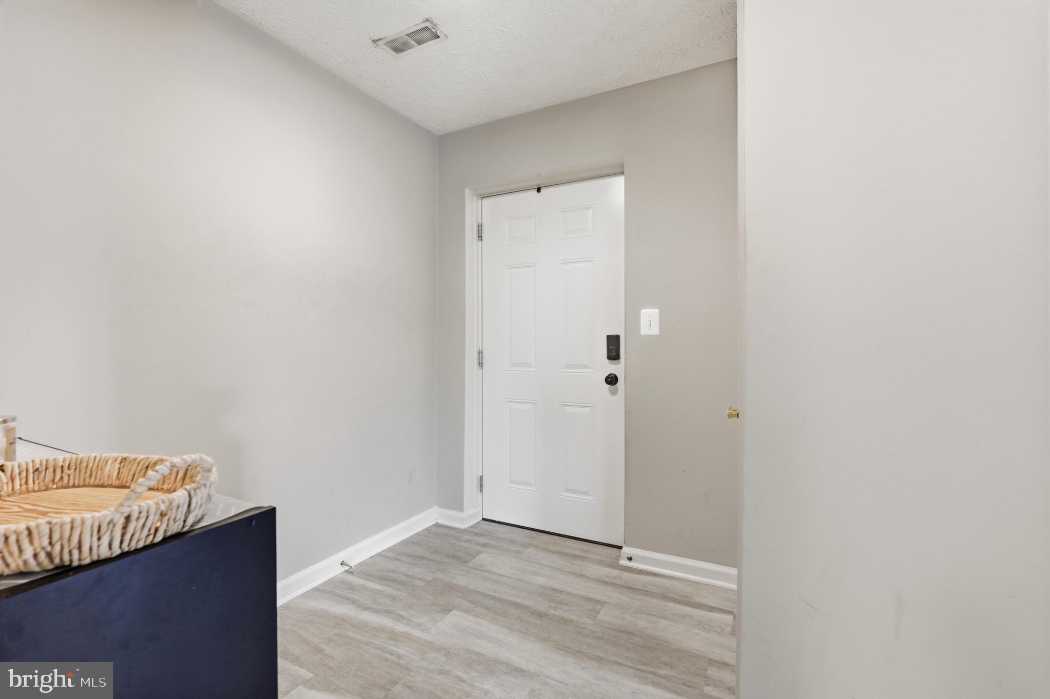 SPRING RIDGE - Residential