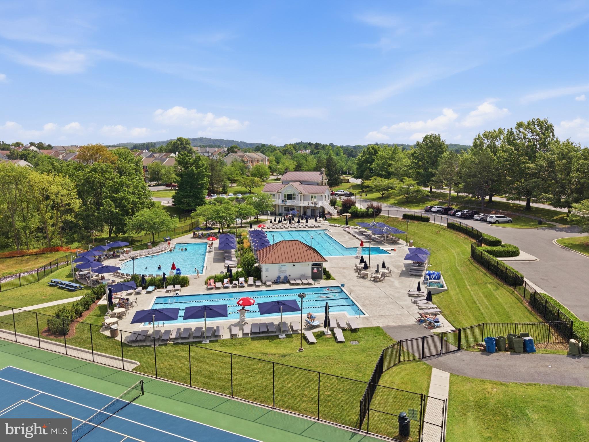SPRING RIDGE - Residential