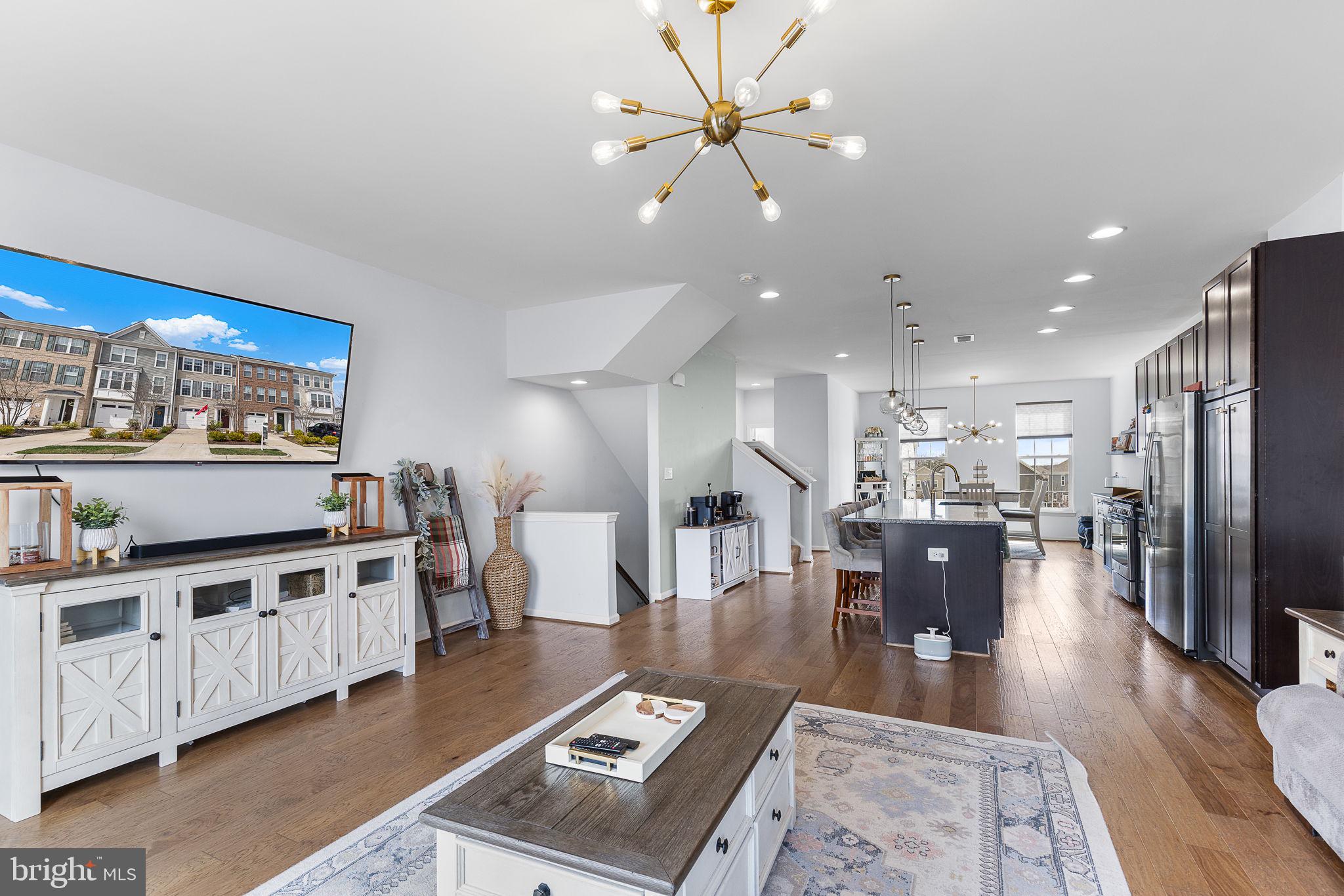 EMBREY MILL - Residential