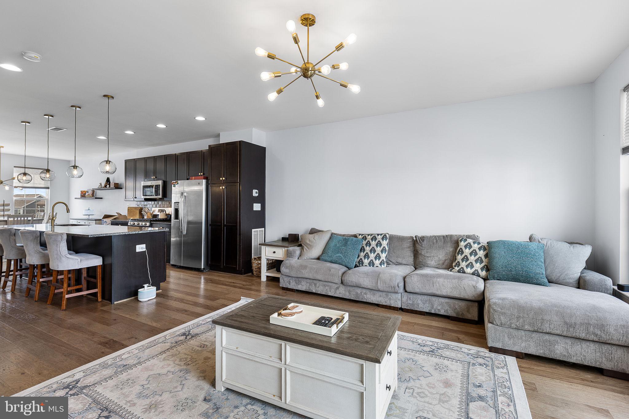 EMBREY MILL - Residential