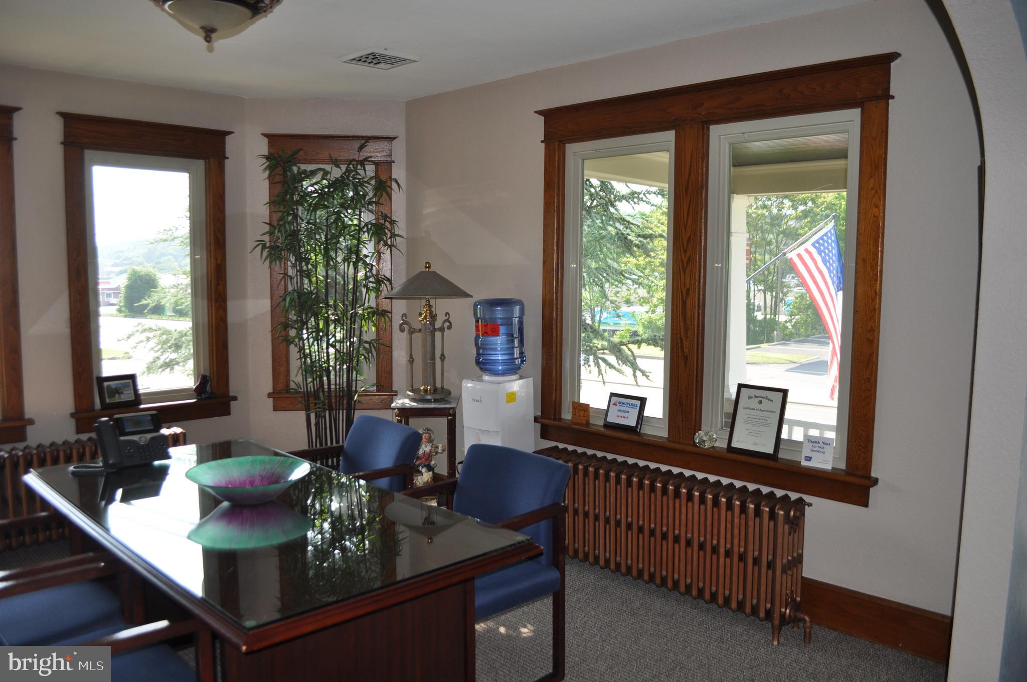 SCHUYLKILL HAVEN - Commercial Lease