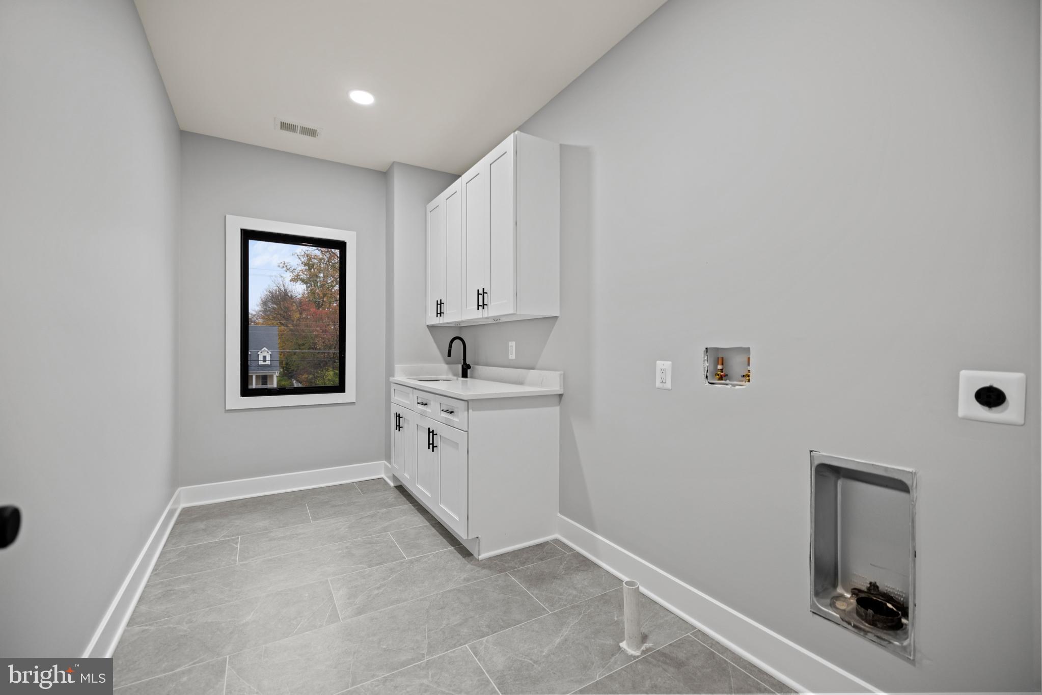 KINGCREST - Residential