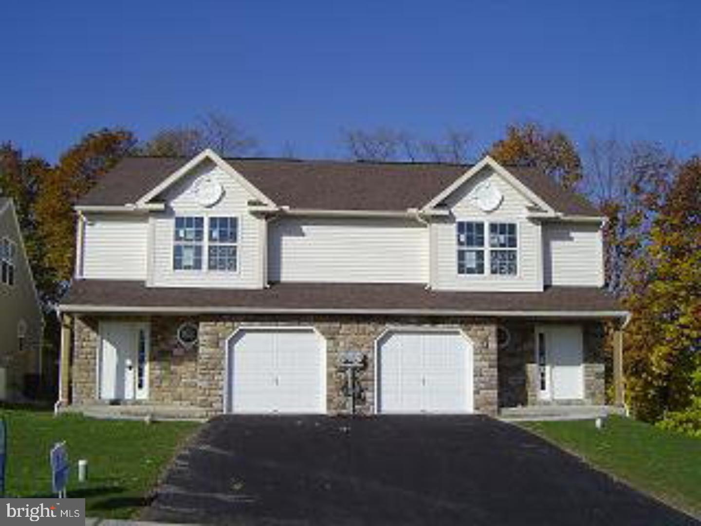 AMBER RIDGE - Residential
