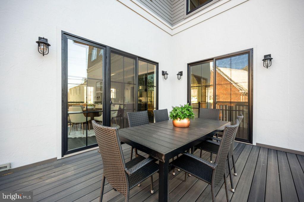 BERKSHIRE OAKWOOD - Residential