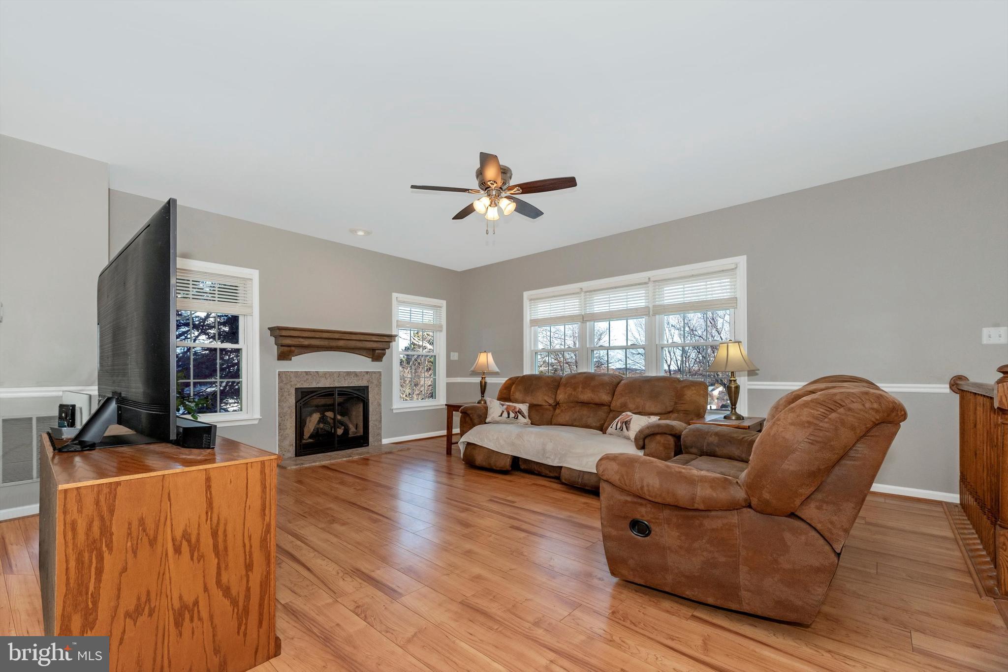EDGEWOOD - Residential