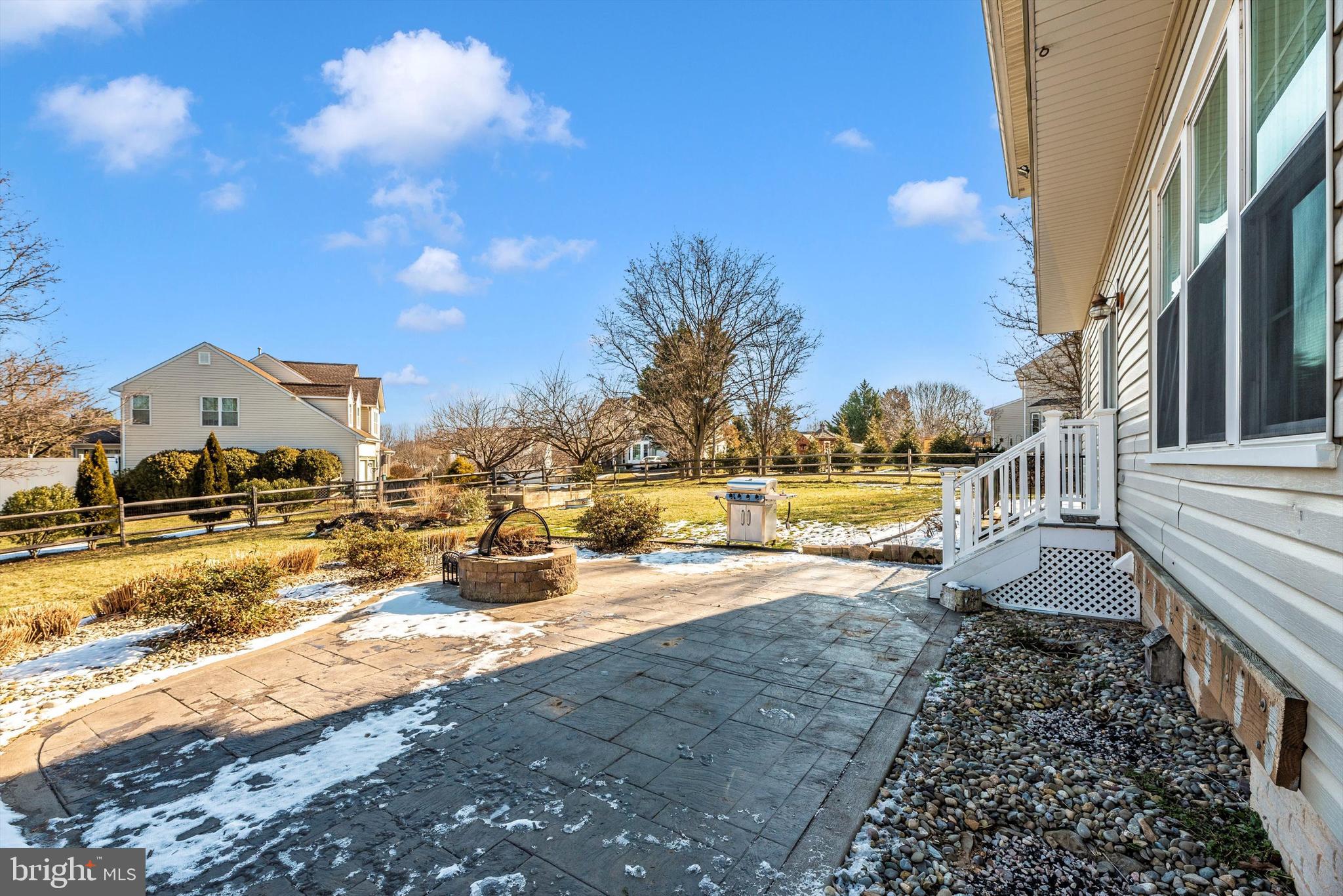EDGEWOOD - Residential