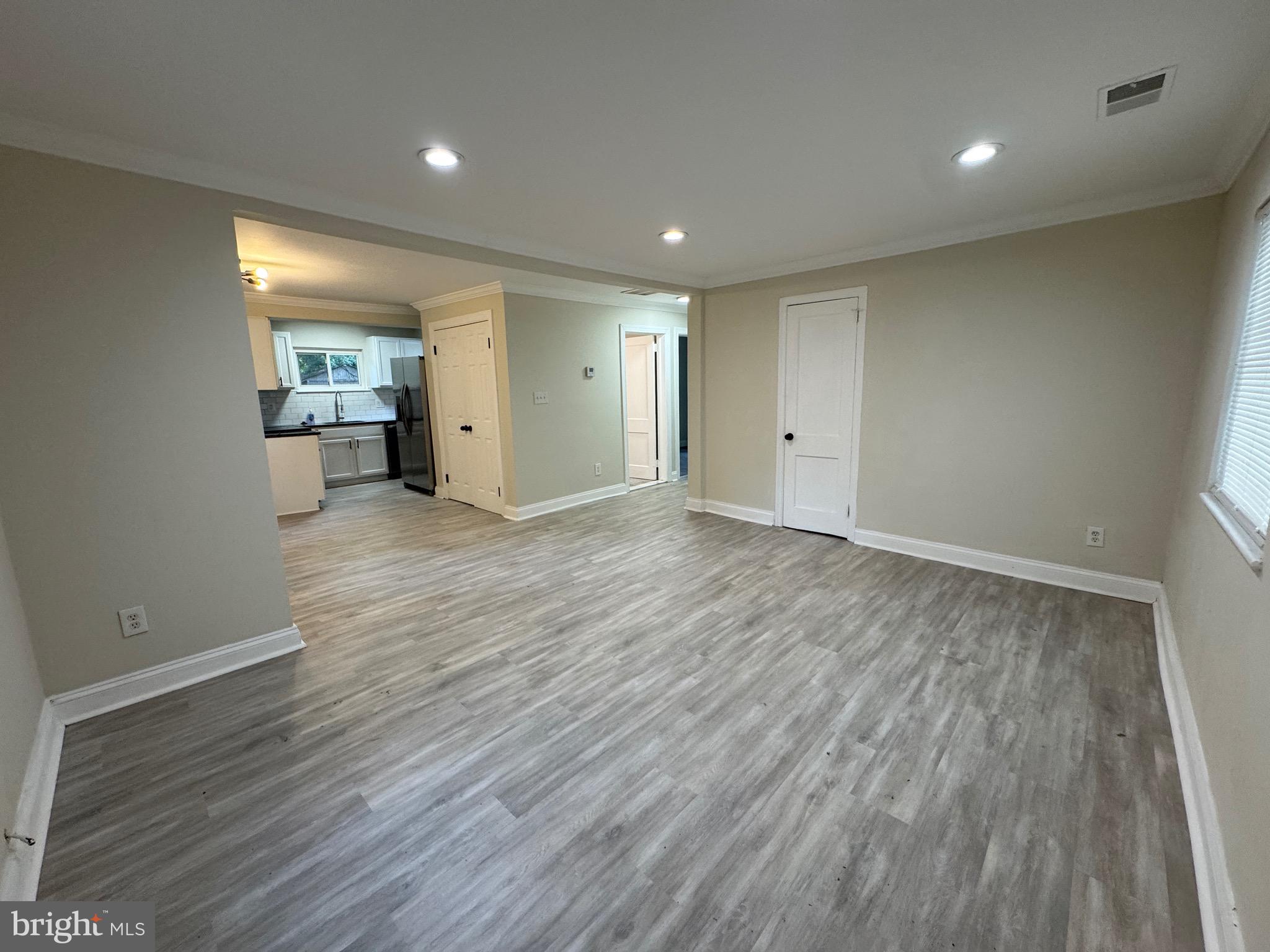 OLE LONGFIELD - Residential