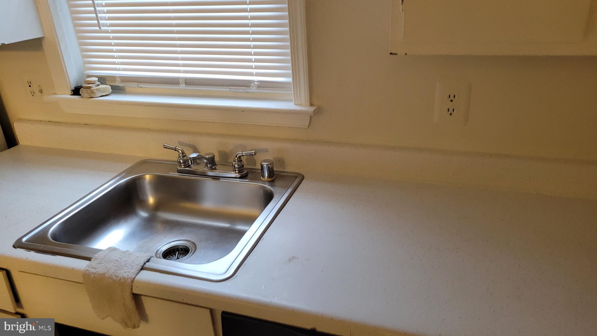 TERRACE TOWNE HOMES OF GUNSTON - Residential Lease